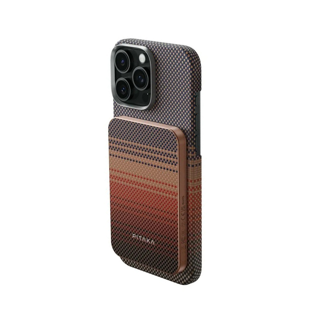 Un iPhone con funda estampada y batería magnética acoplada.