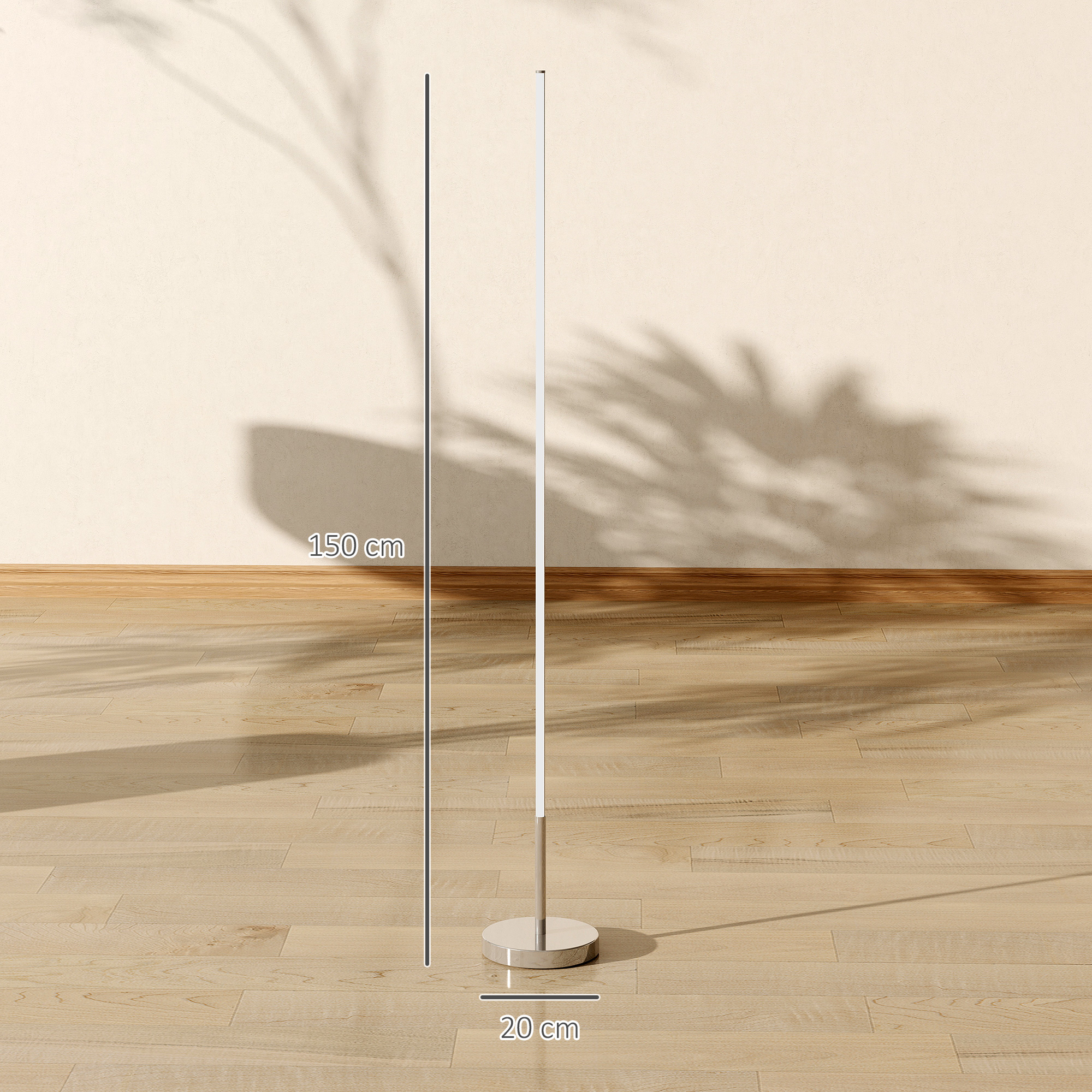 Un lampada da terra moderno e sottile su pavimento in legno. Dimensioni: 150 cm altezza, 20 cm base.