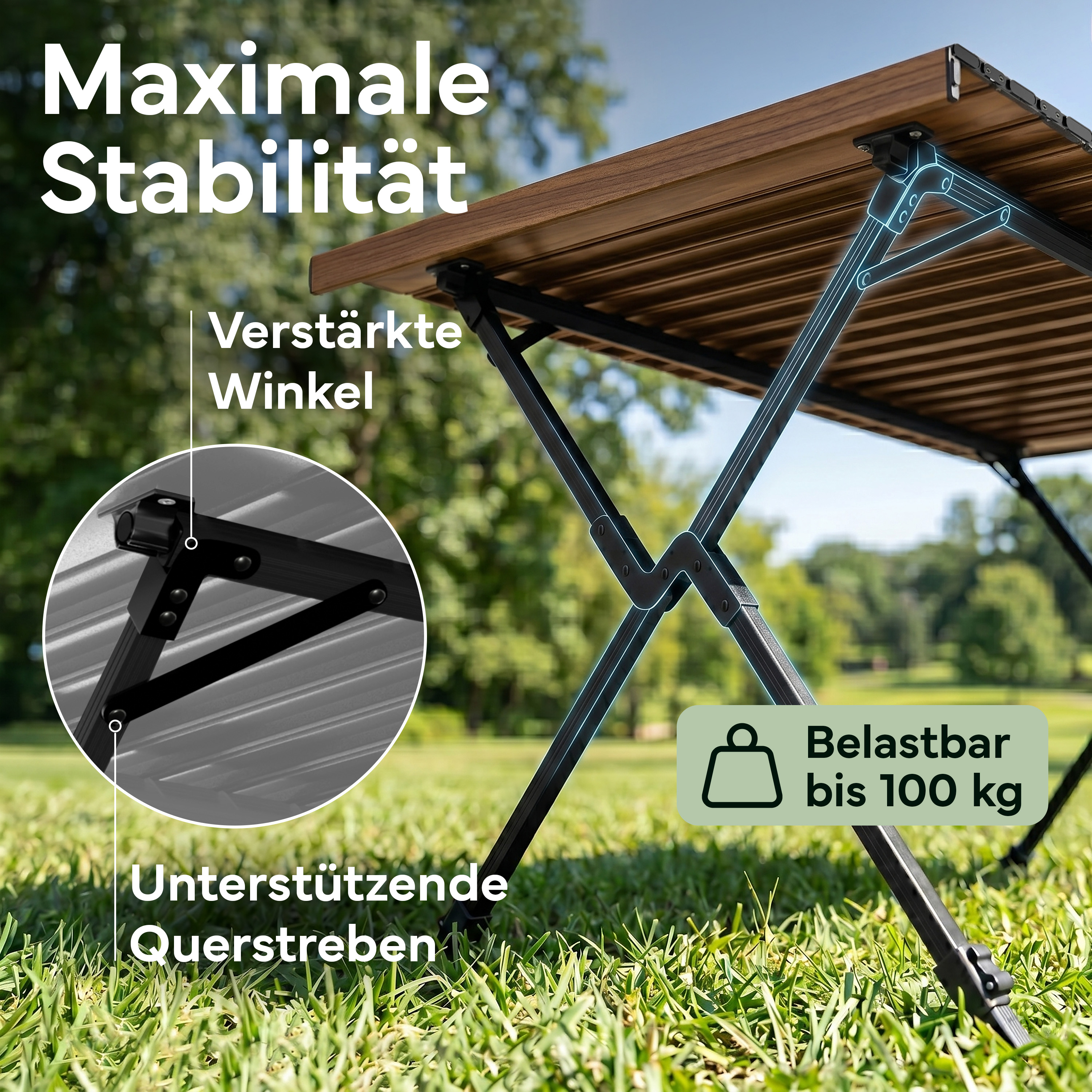 Ein Campingtisch mit Holzmaserung, belastbar bis 100 kg, steht auf Gras.
