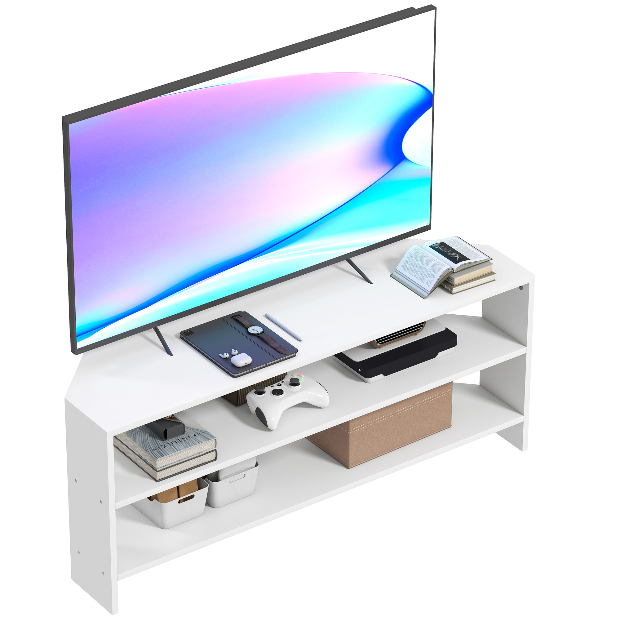 Un mobile TV angolare bianco con TV a schermo piatto, controller, libri e scatole.