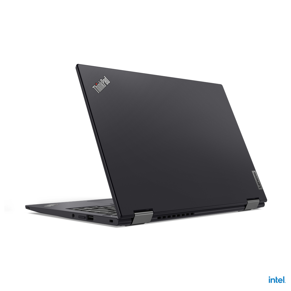 Schwarzer Lenovo ThinkPad Laptop mit geöffnetem Bildschirm auf weißem Hintergrund.