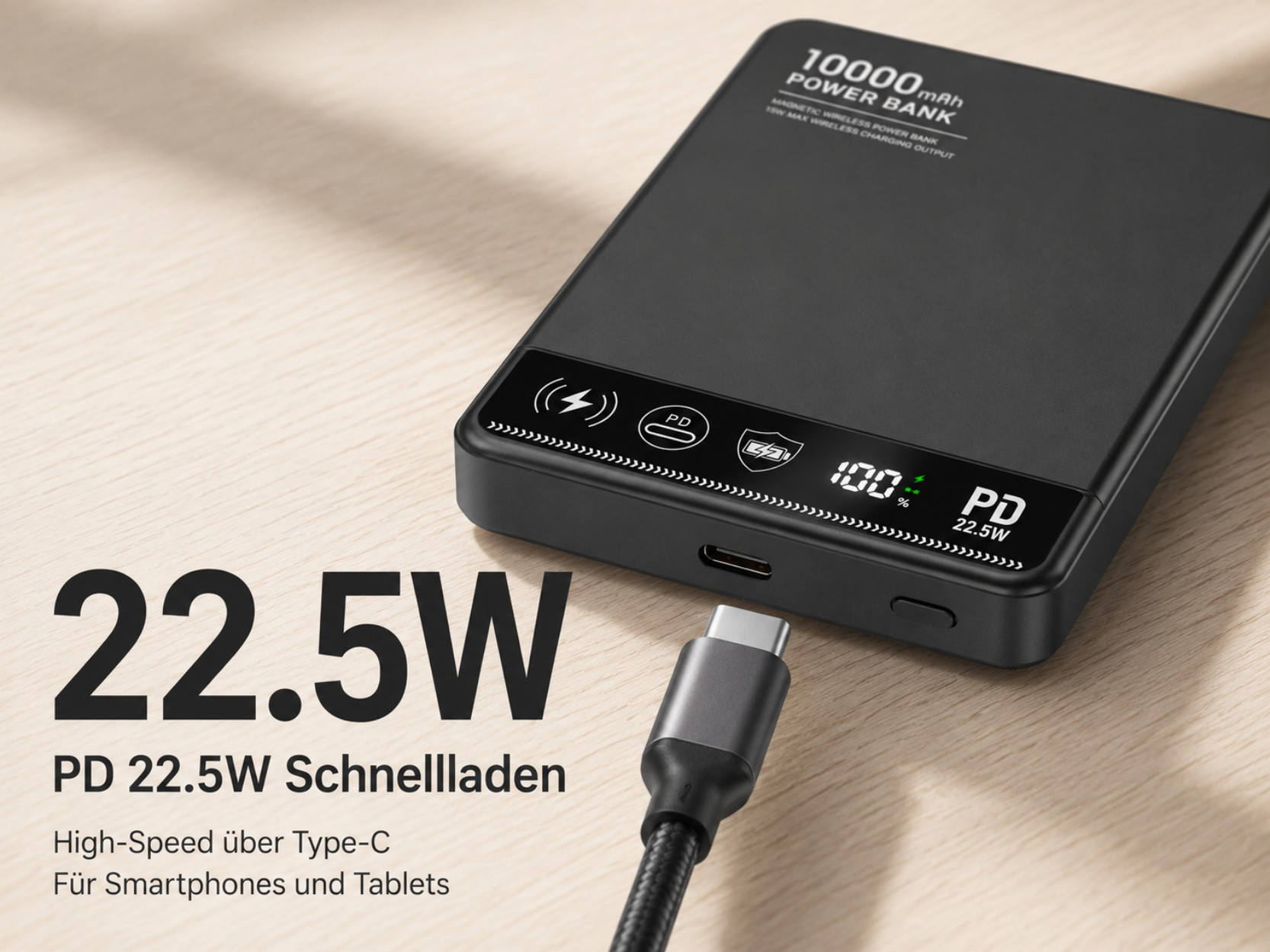 Schwarzes Powerbank mit 10000mAh und 22.5W PD-Schnellladung, C-Kabel angeschlossen.