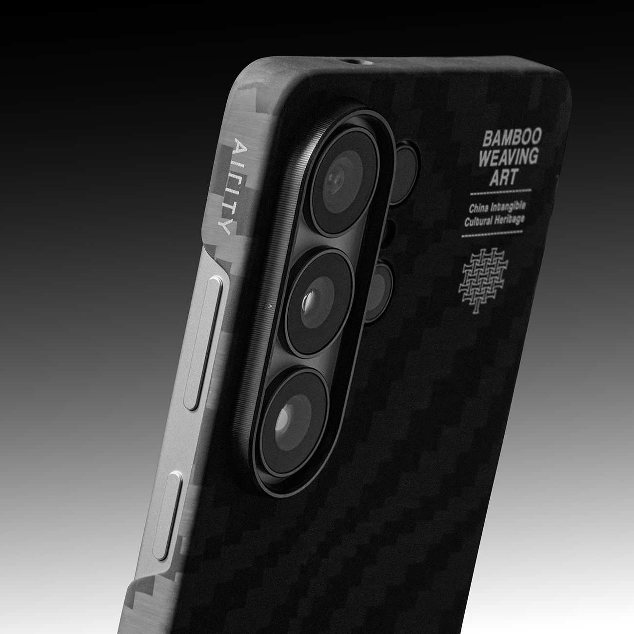 Funda de teléfono negra con múltiples lentes de cámara y