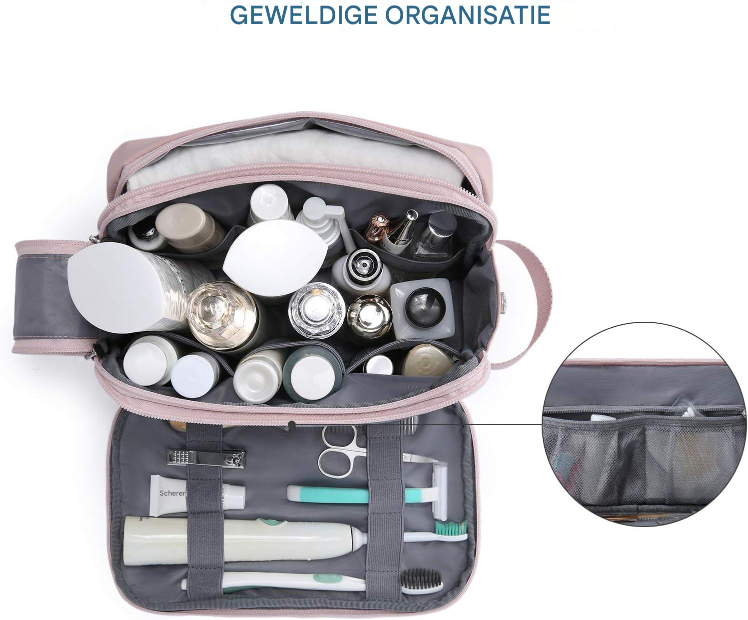 Ein rosa Kulturbeutel mit vielen Kosmetikartikeln und Toilettenartikeln.