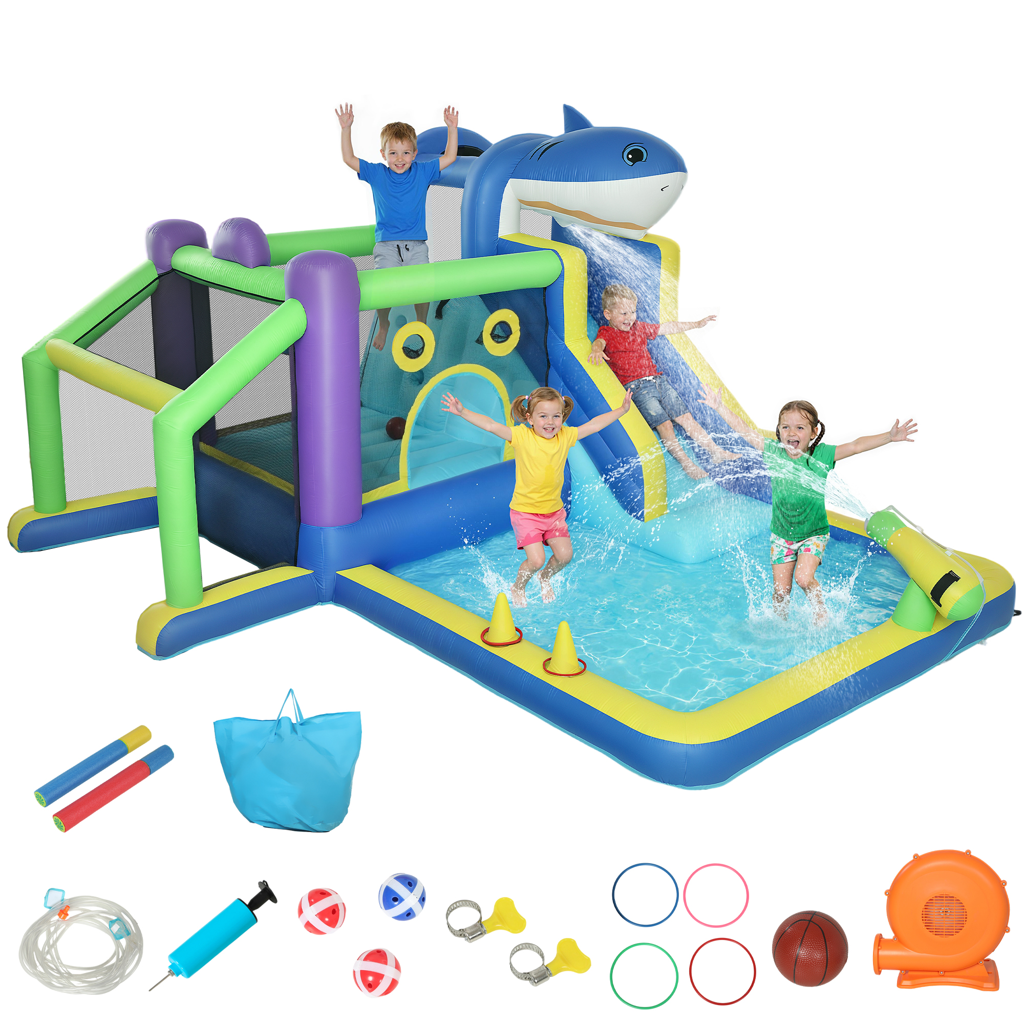 Scivolo acquatico gonfiabile a tema squalo con bambini che schizzano.