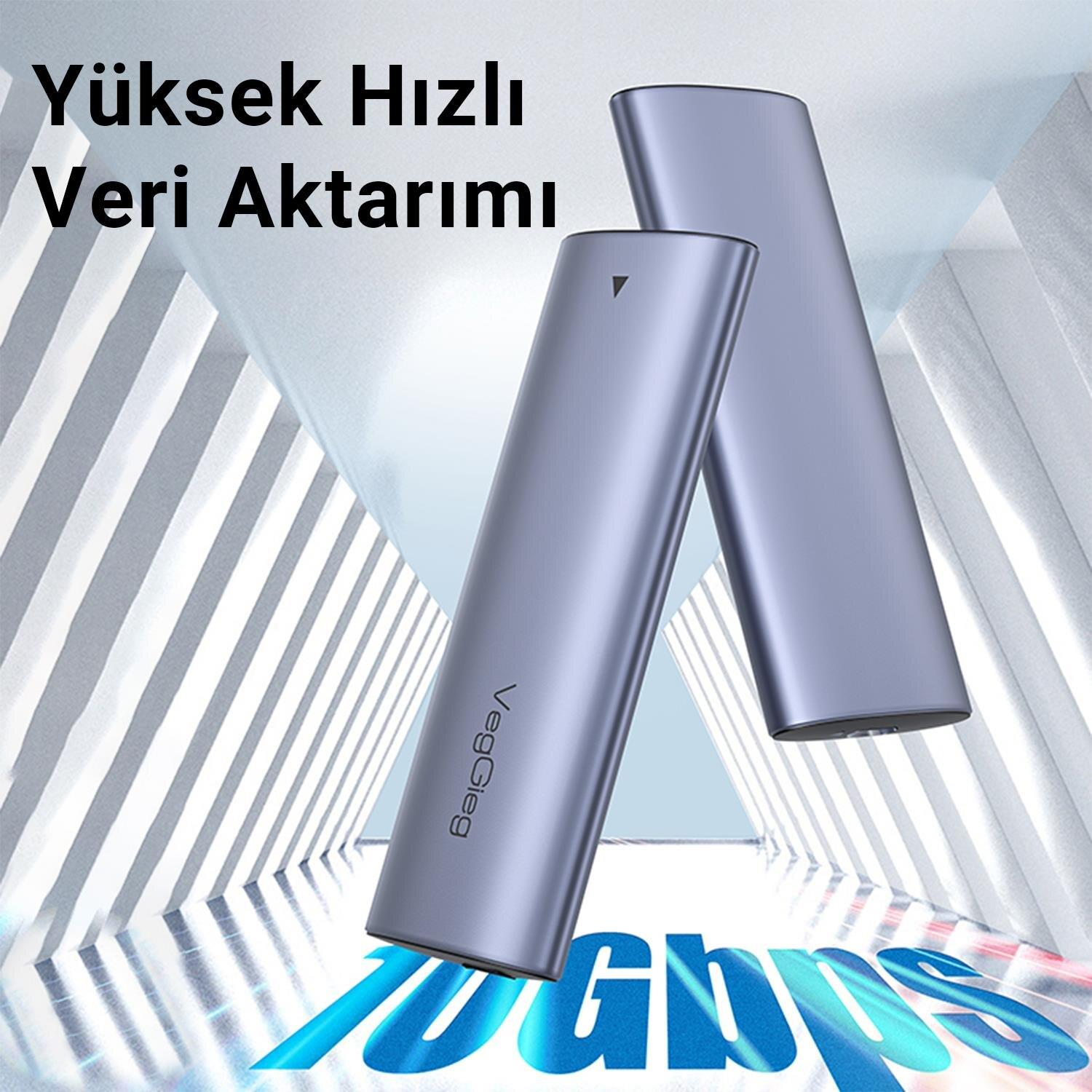 Geometrik bir arka plan önünde iki zarif, gri cihaz. "Yüksek Hızlı Veri Aktarımı".