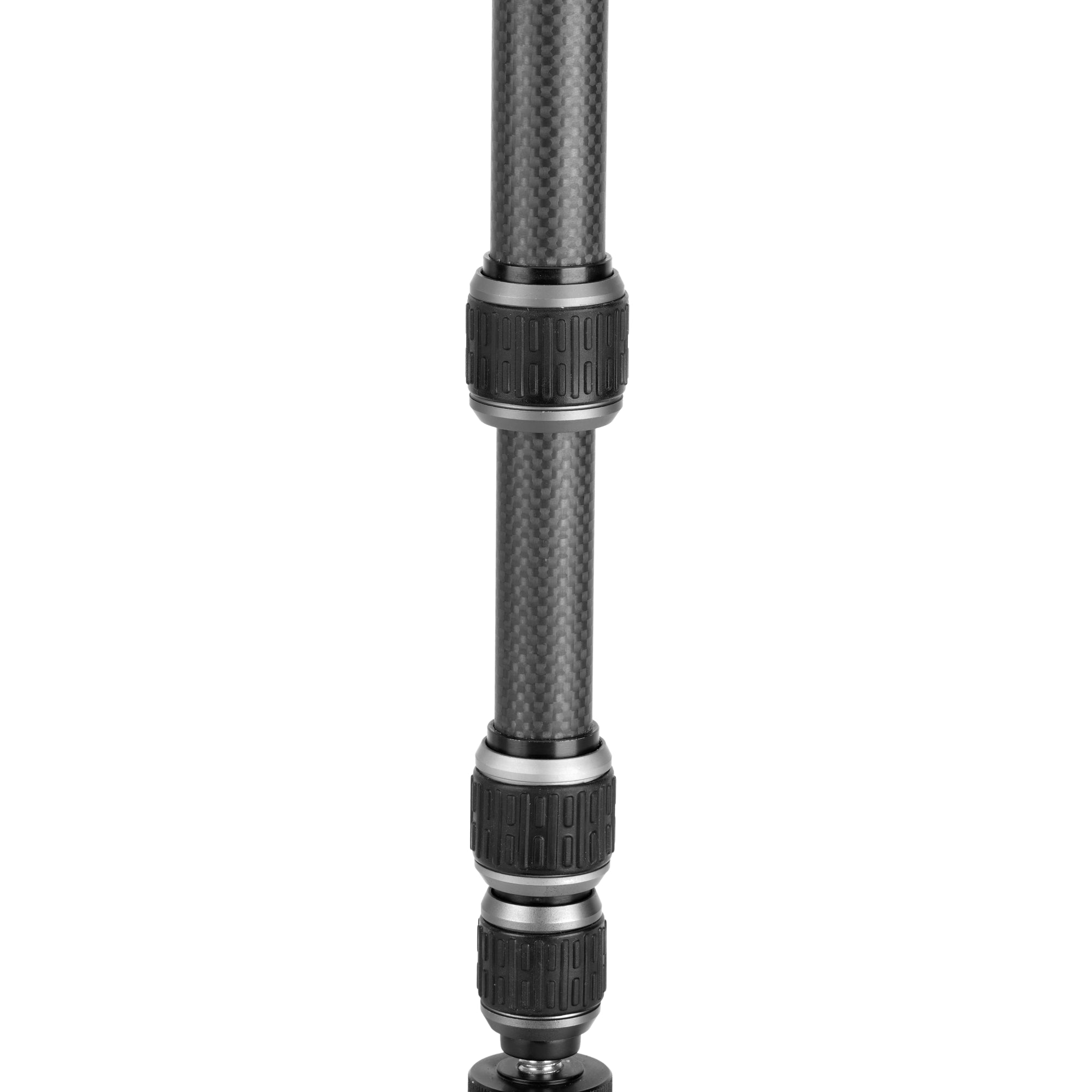 Pata de trípode de fibra de carbono con segmentos de bloqueo plateados y negros.