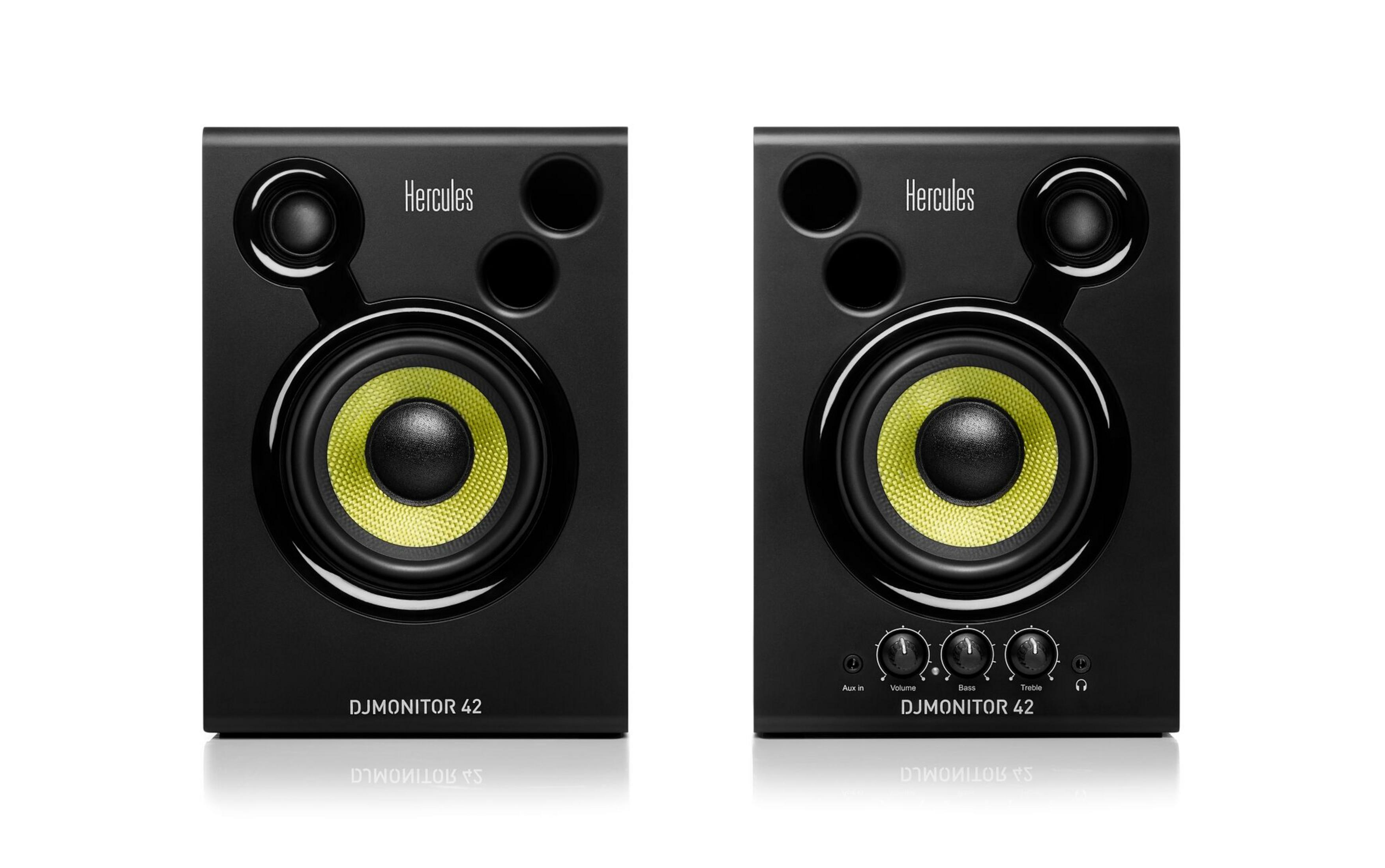 Zwei schwarze Hercules DJ-Monitore mit gelben Membranen und Reglern.