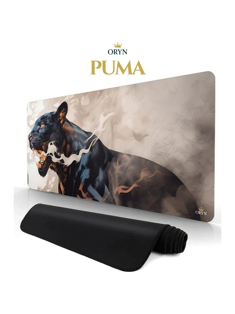 ORYN PUMA markalı mousepad üzerinde kükreyen siyah panter. Önde rulo yapılmış siyah mousepad.