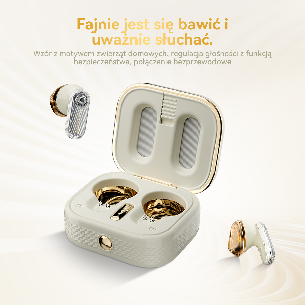 Białe i złote słuchawki bezprzewodowe z etui ładującym, na jasnym tle.