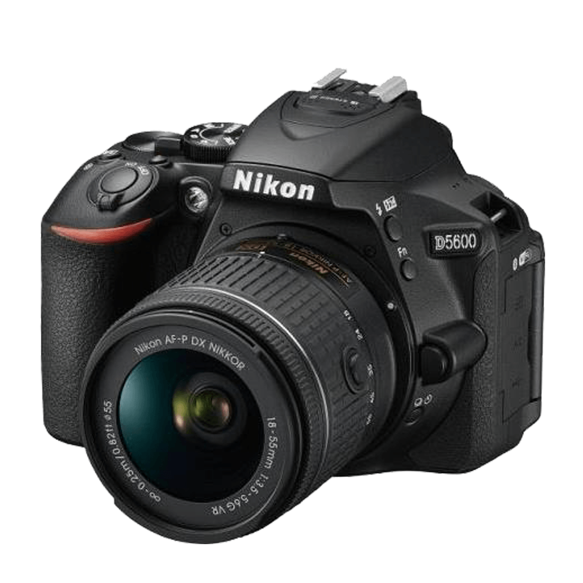 Una fotocamera reflex Nikon D5600 nera con obiettivo 18-55mm.