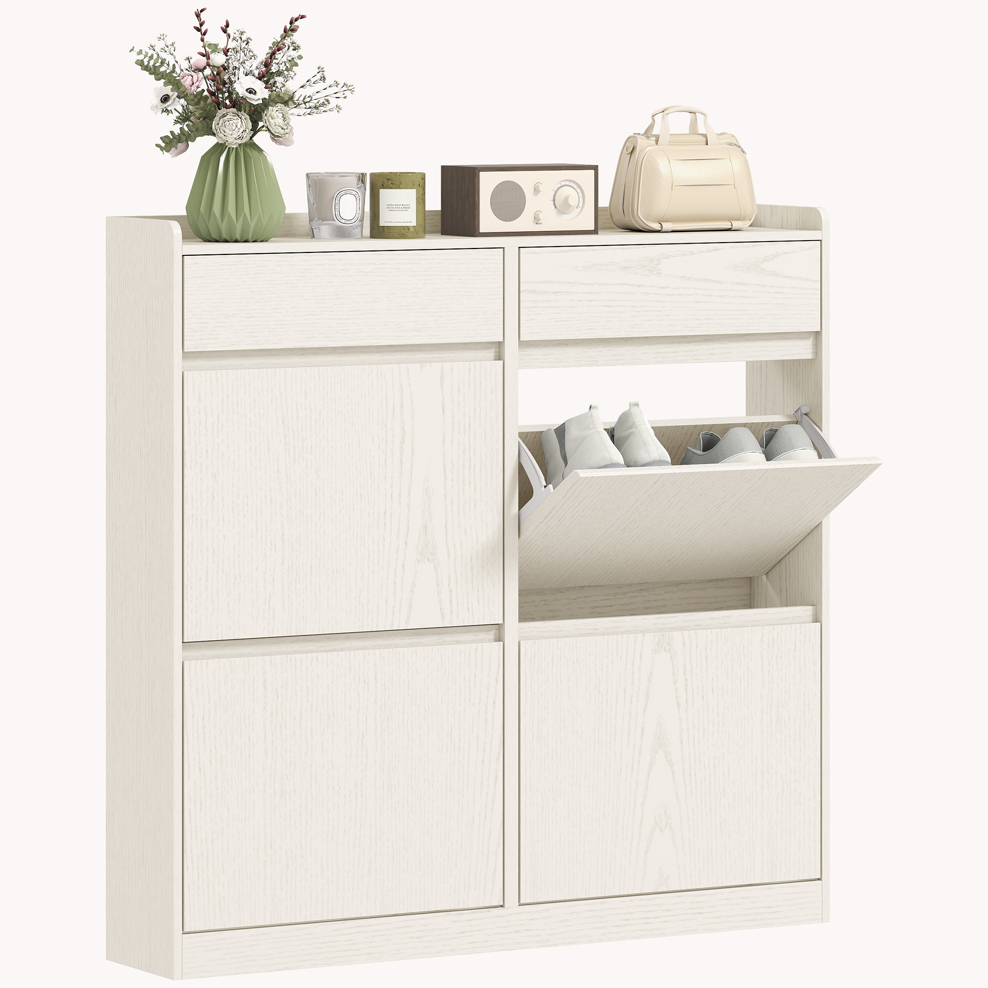 Scarpiera in legno bianco con fiori, candele, radio, borsa e scarpe.
