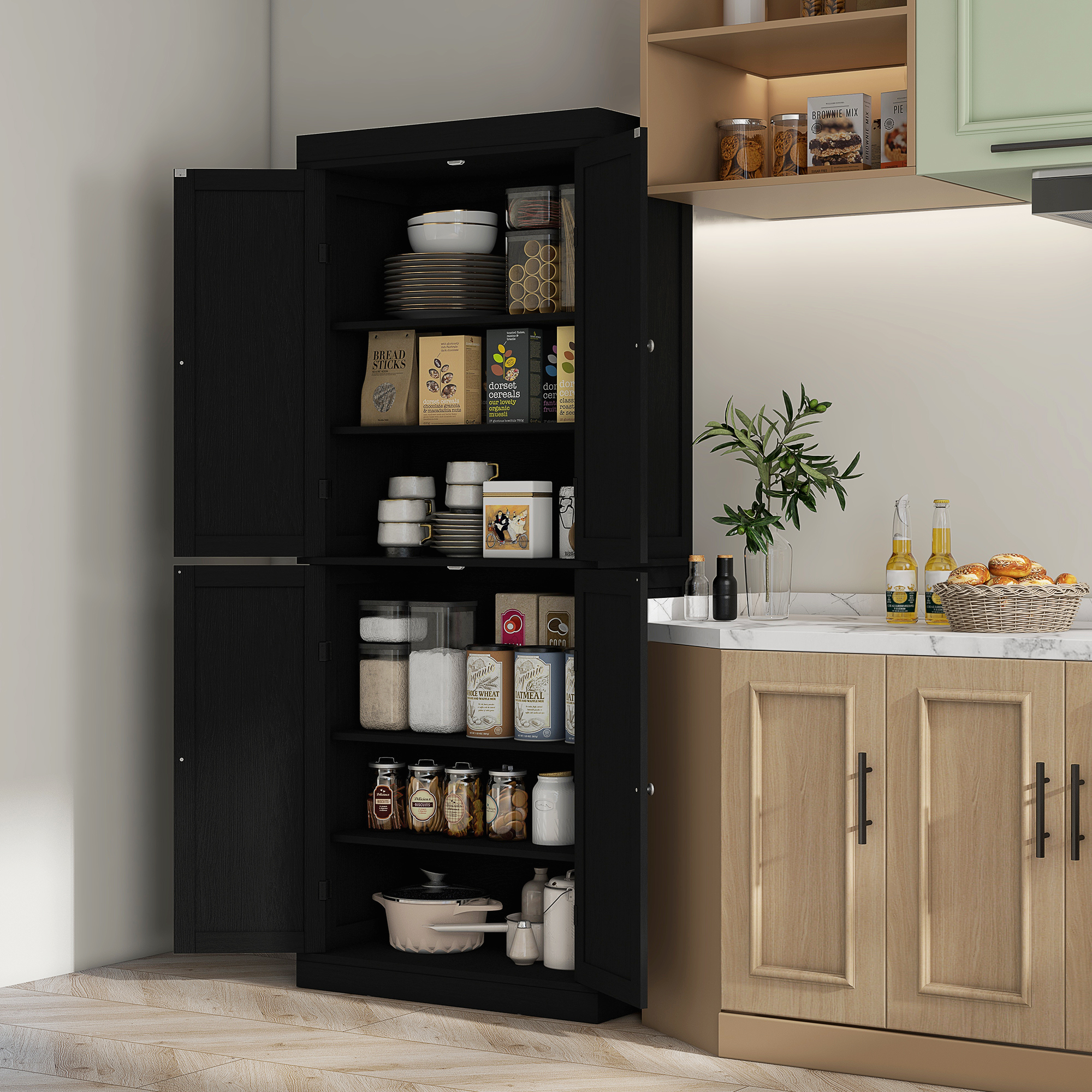Mobile da cucina nero con ante aperte, riempito di cibi e piatti.