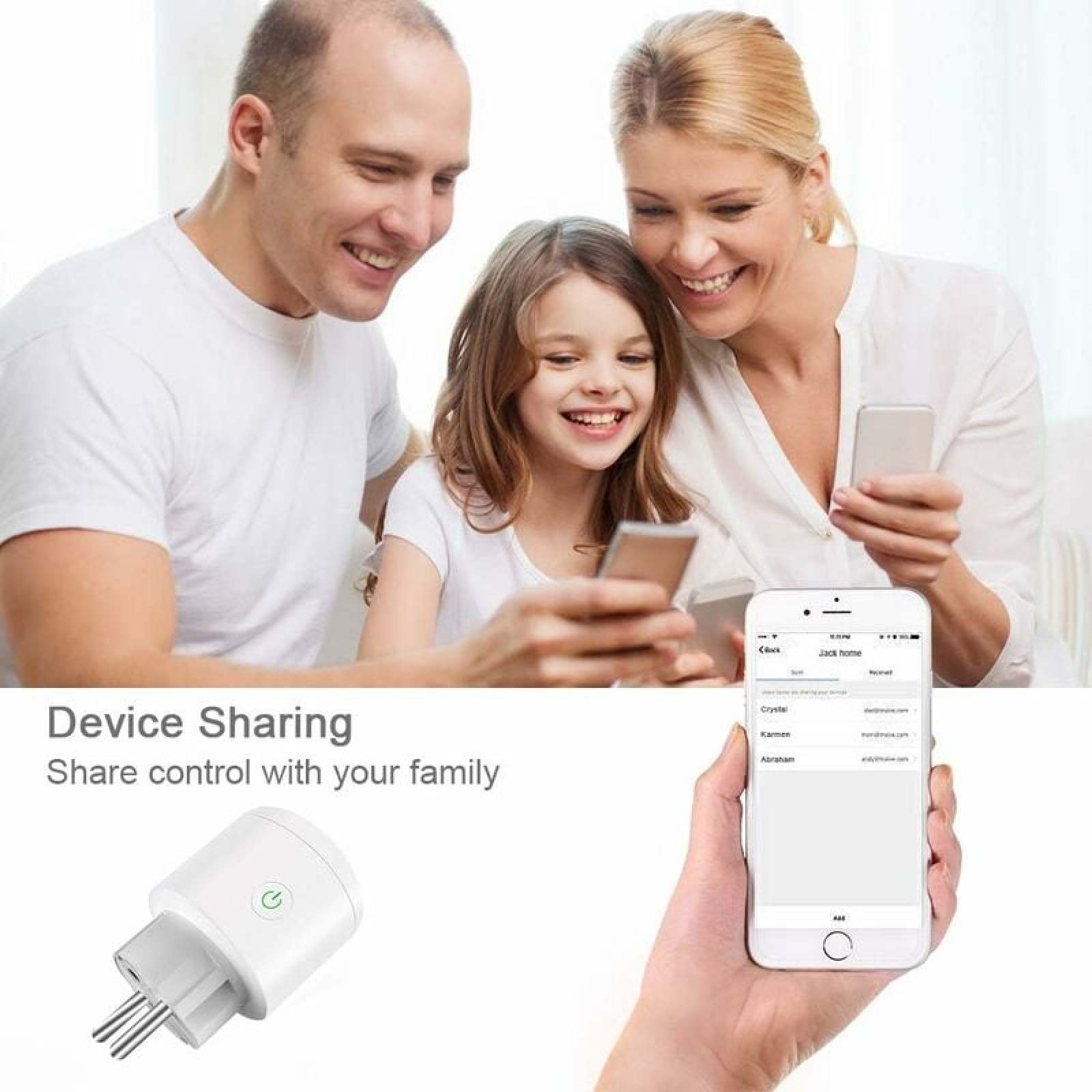 Familie schaut auf Smartphones. Smart Plug und App auf dem Handy.
