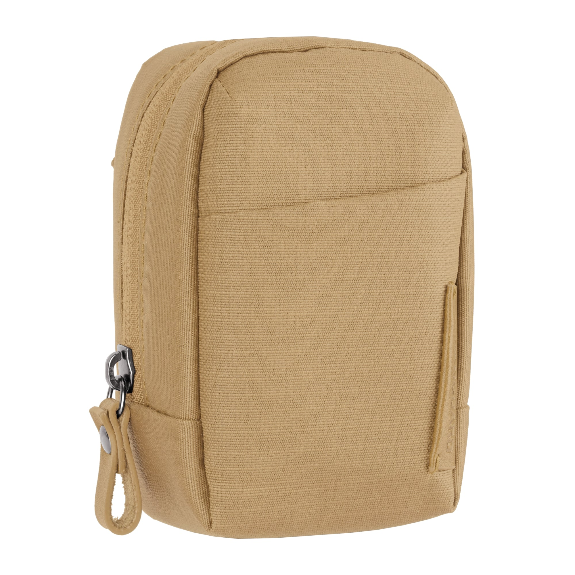Una bolsa pequeña, de color canela, con cremallera y tirador de cuero.
