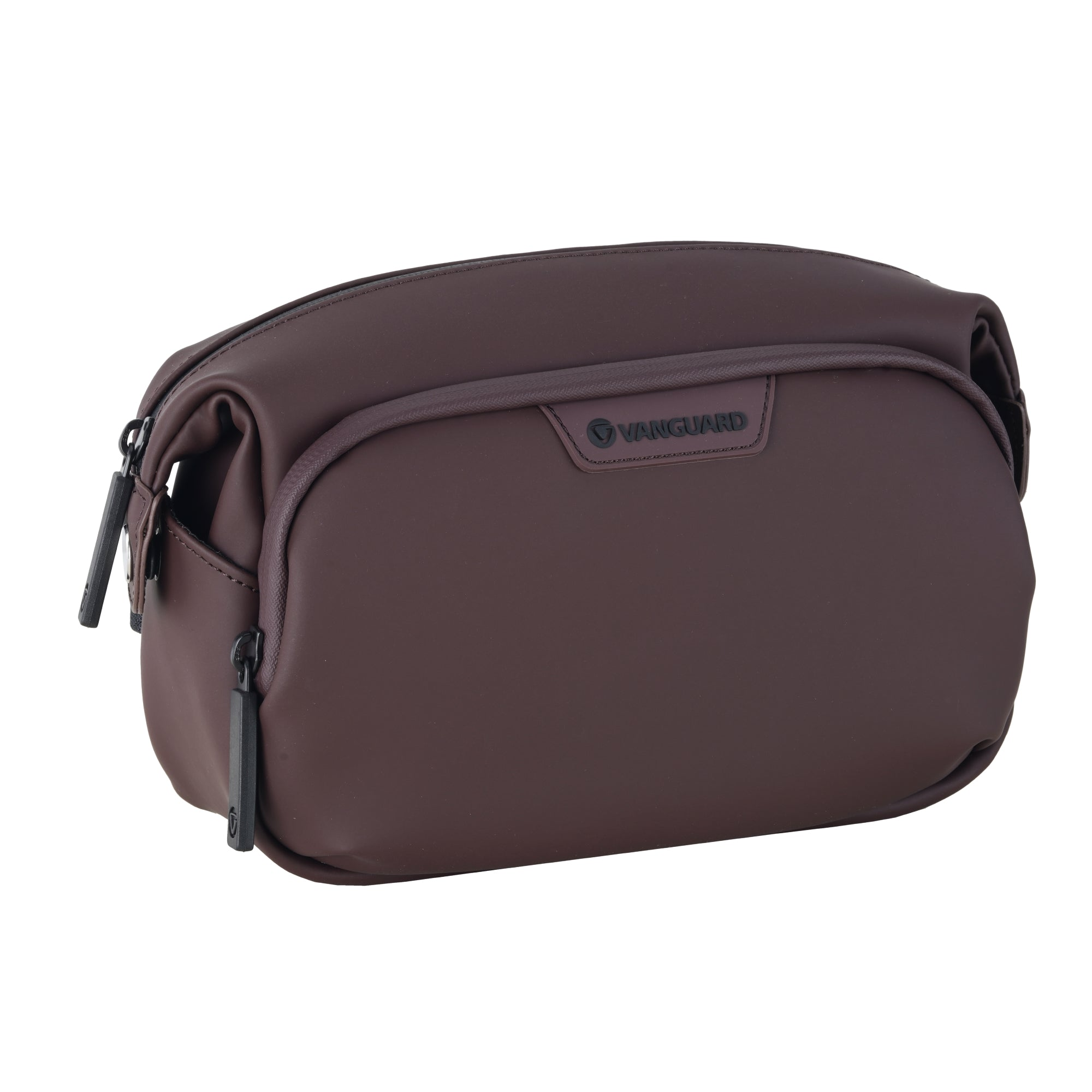 Una bolsa marrón con dos cremalleras y el logo de Vanguard.