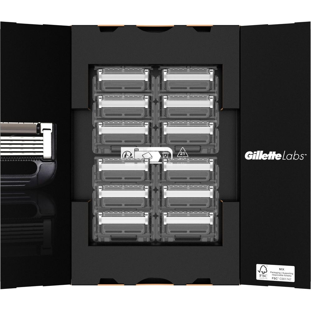 Rasoio Gillette Labs e scatola da 12 lame di ricambio in confezione nera.