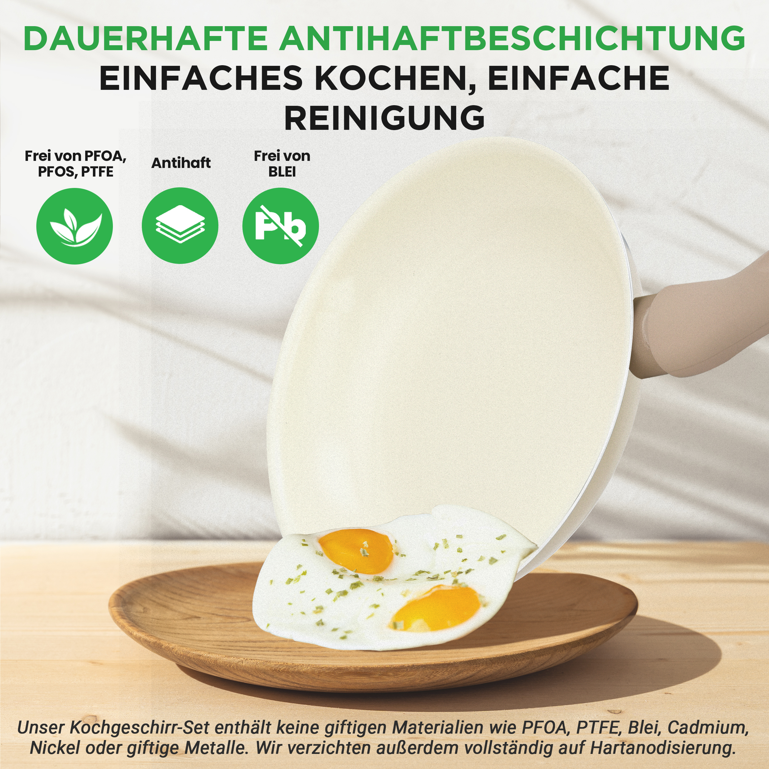 Braten mit zwei Eiern in einer Pfanne, frei von PFOA, PFOS, PTFE und Blei.