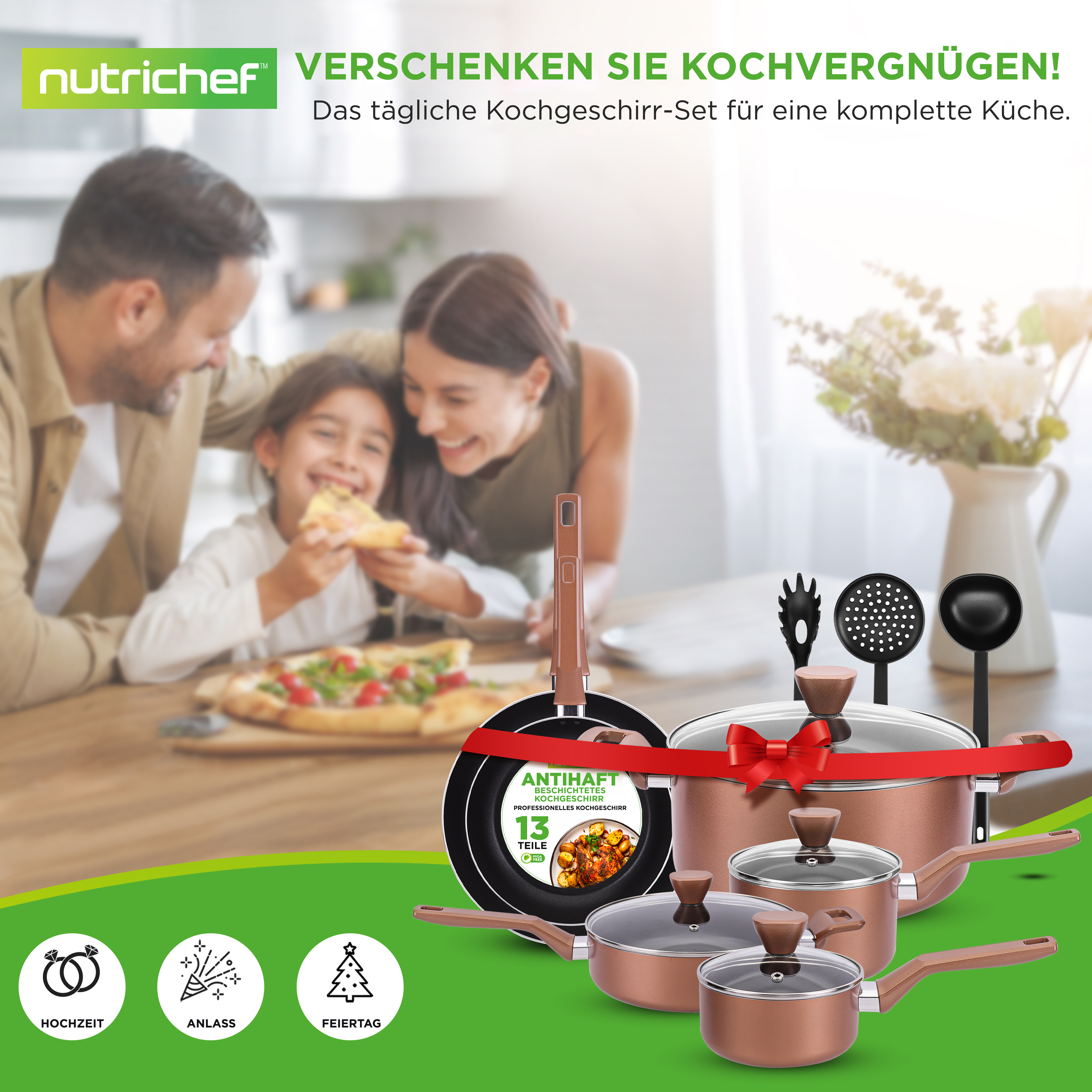 Familie isst Pizza; Kochgeschirr-Set mit rotem Band und Kochutensilien.