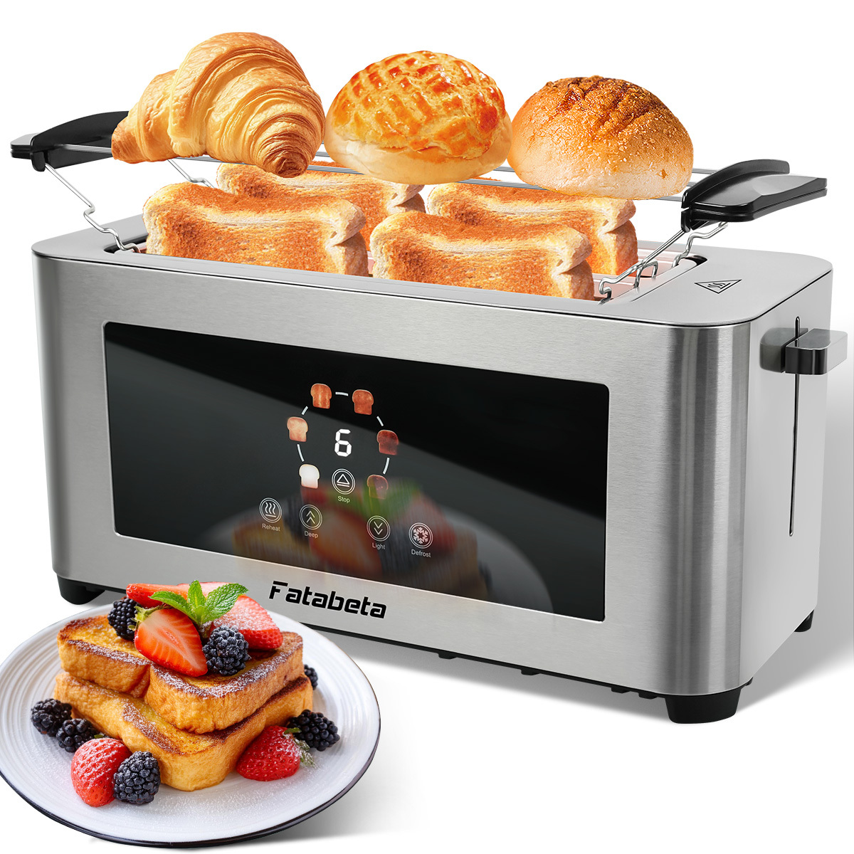 Ein Toaster aus Edelstahl mit Toast, Croissants und Brötchen. Ein Teller French Toast.