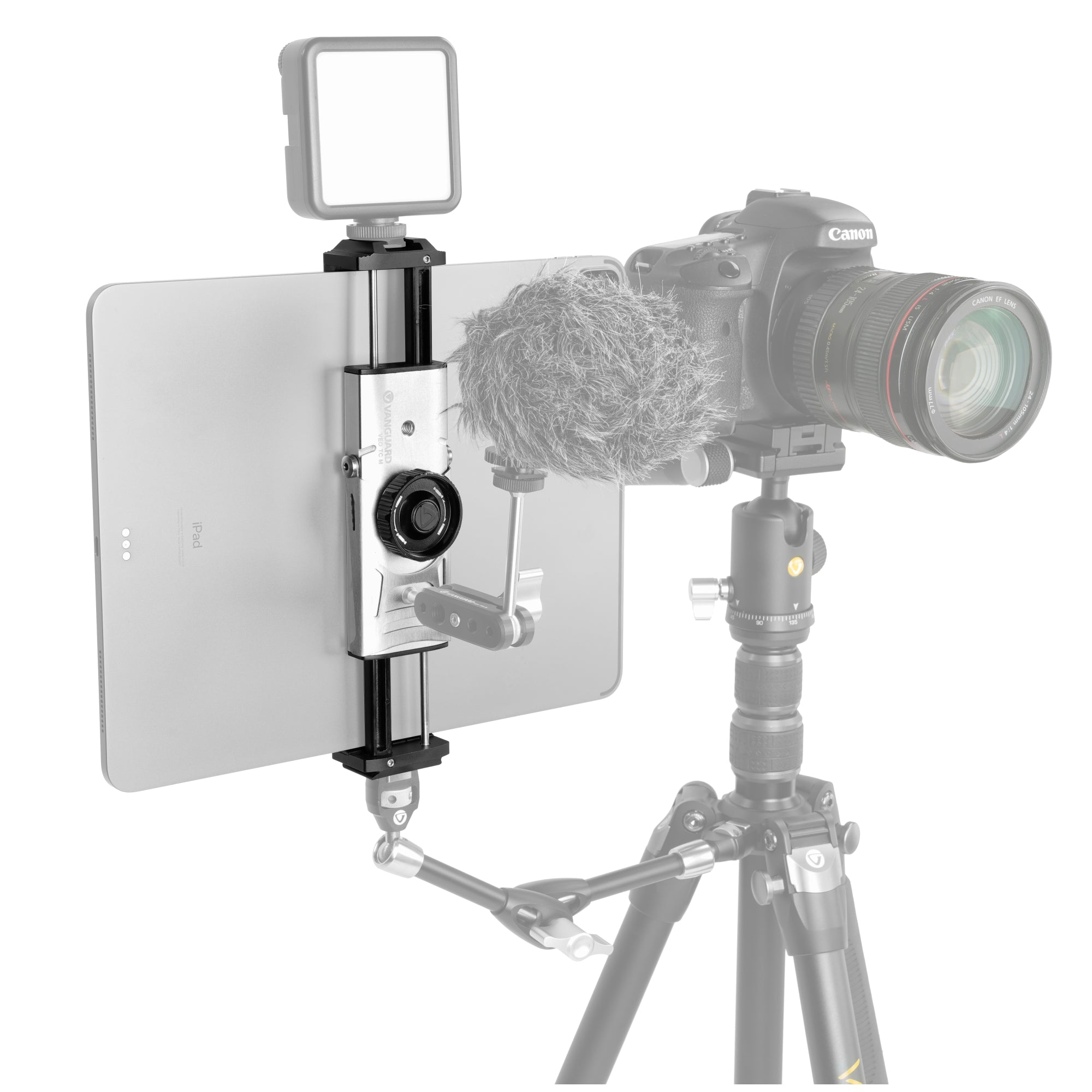 Rig de cámara con iPad, micrófono, luz y cámara Canon en trípode.