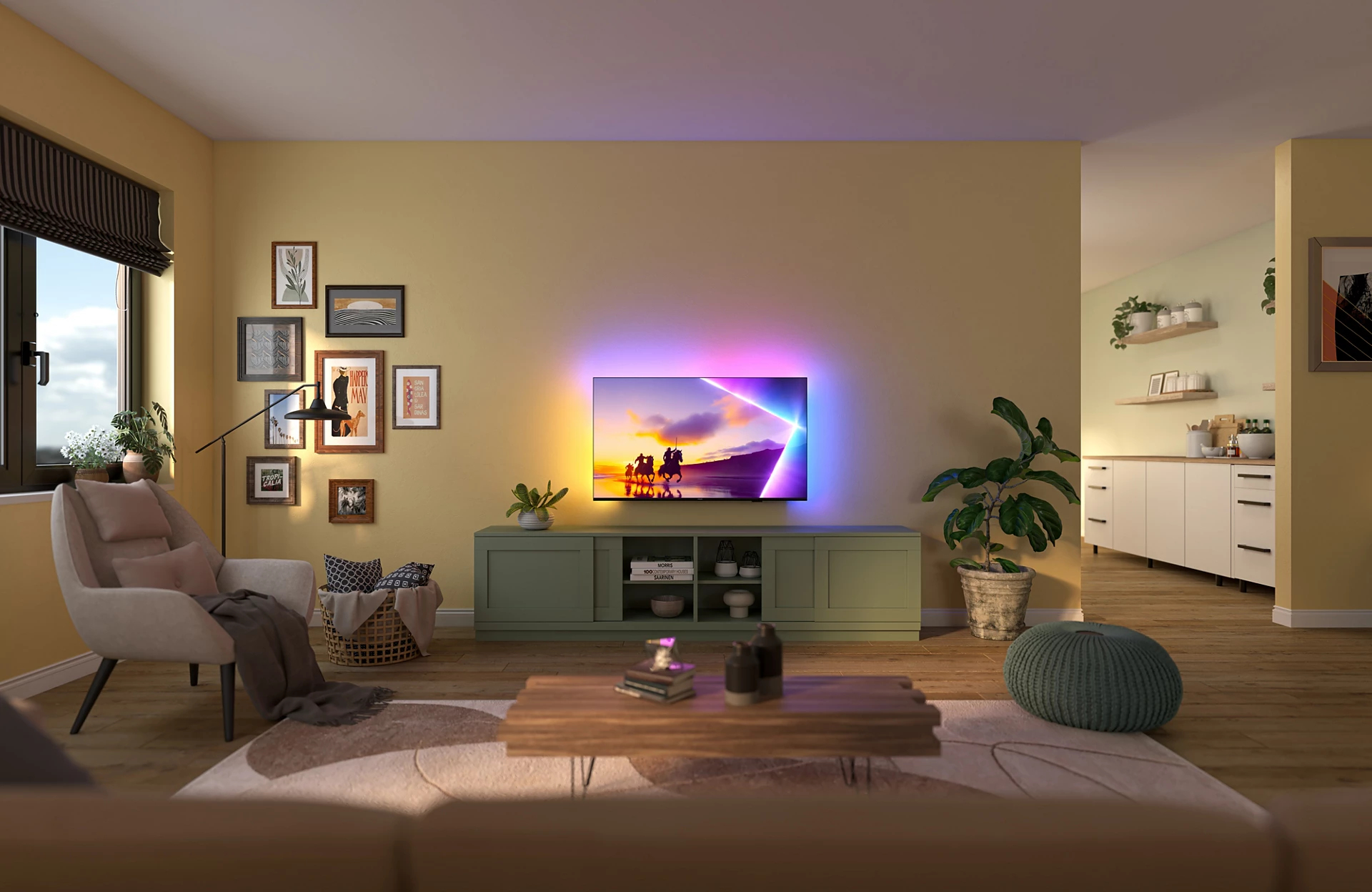 Salon confortable avec TV, canapé, fauteuil et table basse.