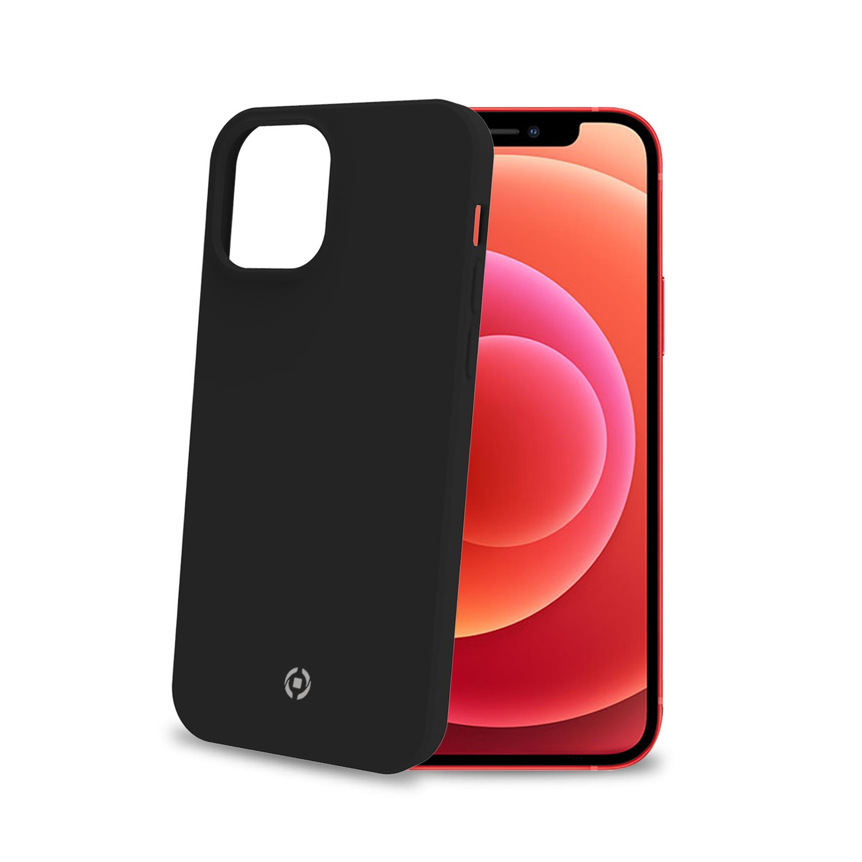 Una cover nera per telefono accanto a uno smartphone rosso con sfondo arancione.