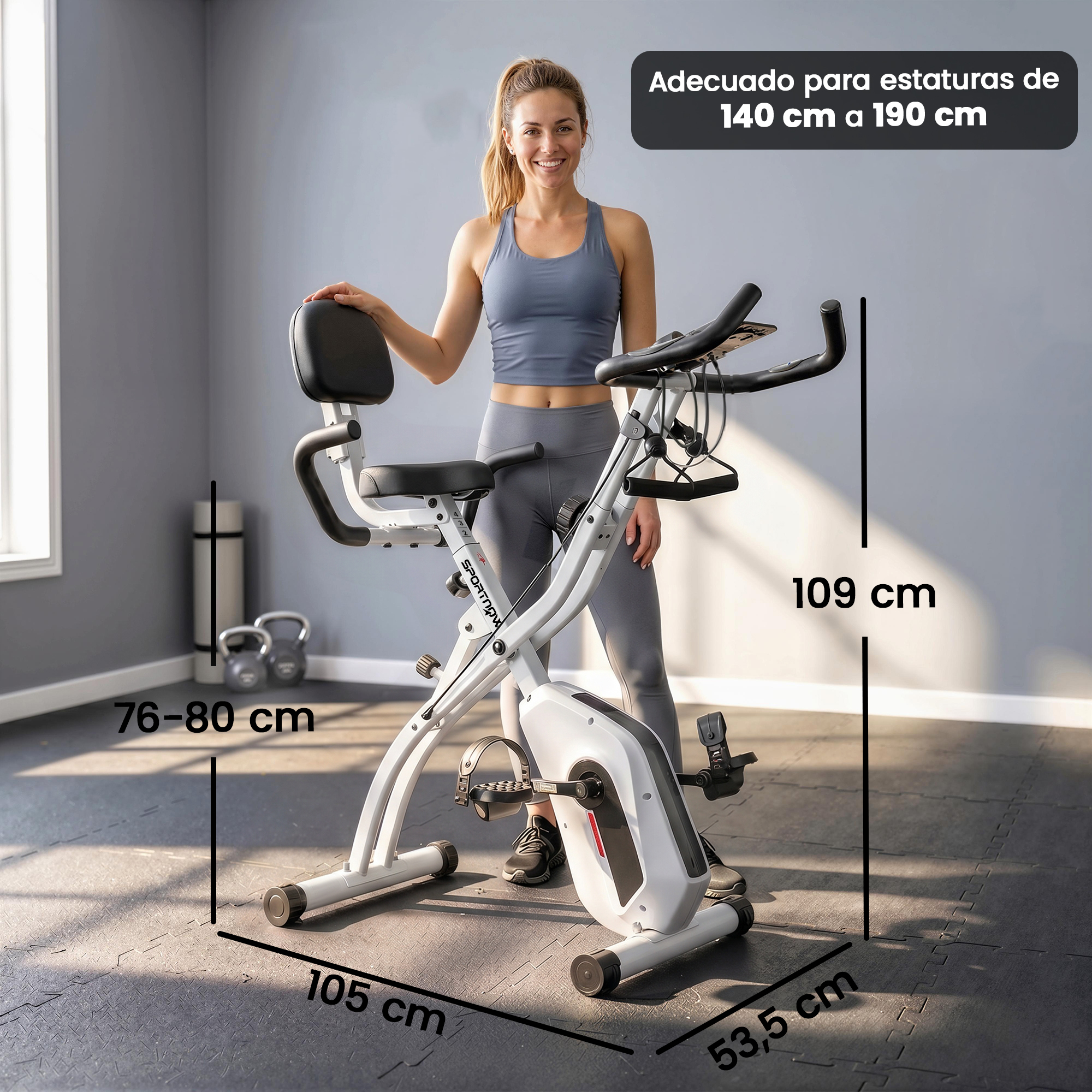 Mujer junto a bicicleta estática blanca con dimensiones, apta para alturas 140-190 cm.