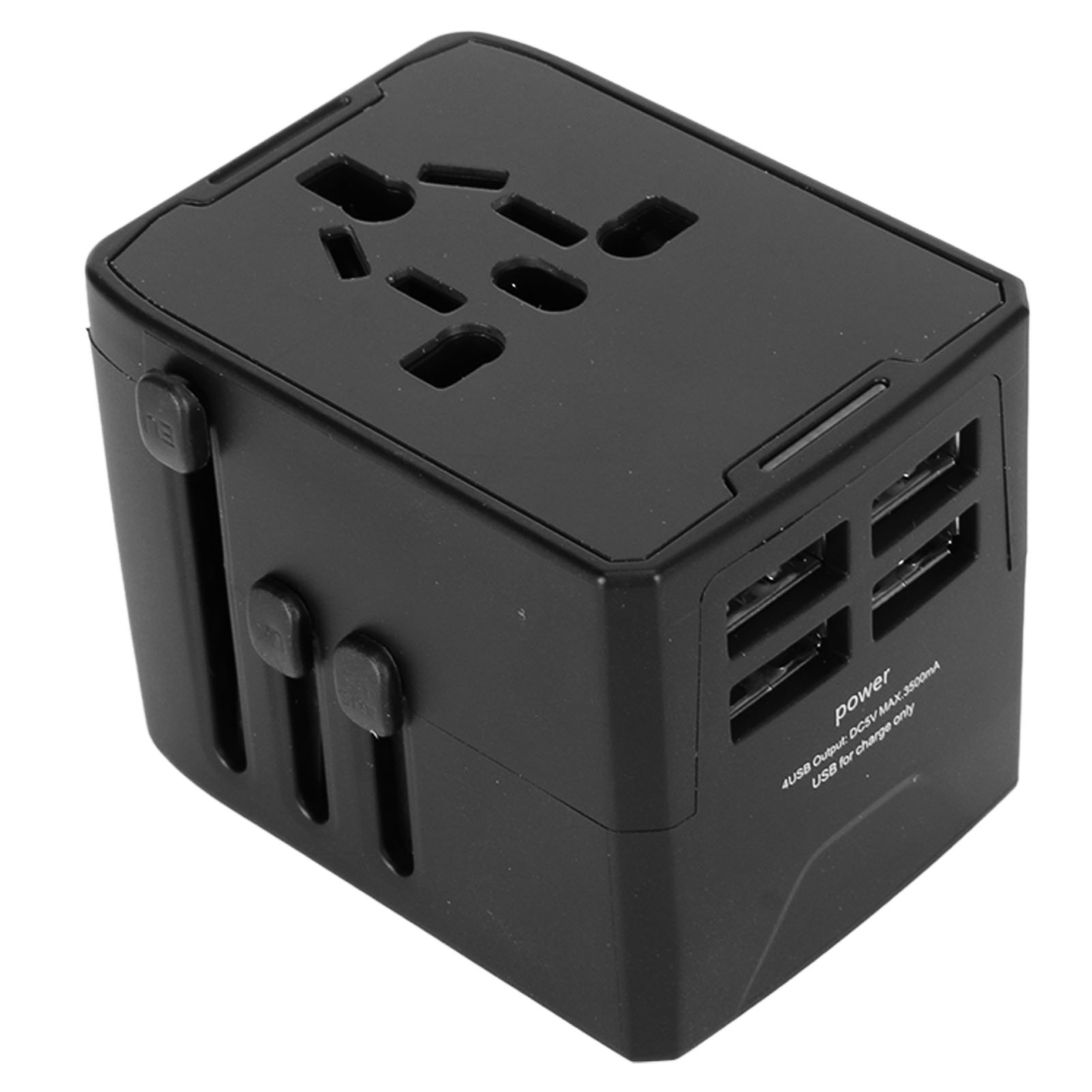Schwarzer Universal-Reiseadapter mit mehreren Steckdosen und 4 USB-Anschlüssen. Weiße Schrift gibt Leistung an.