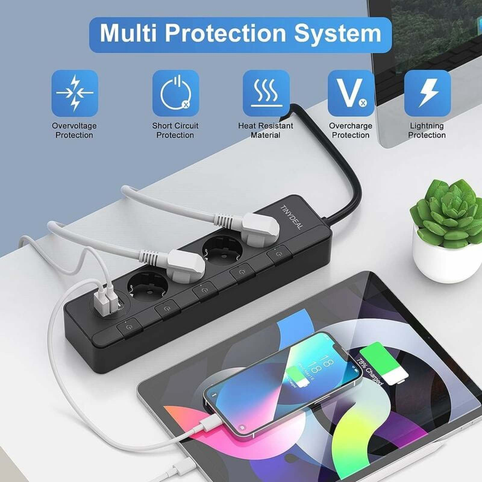 Schwarze Steckdosenleiste mit angeschlossenen Kabeln und einem Tablet, das ein Handy lädt.
