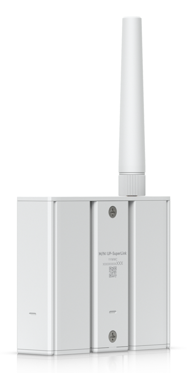 Ein weißes, rechteckiges Gerät mit einer Antenne oben. Beschriftung mit QR-Code.