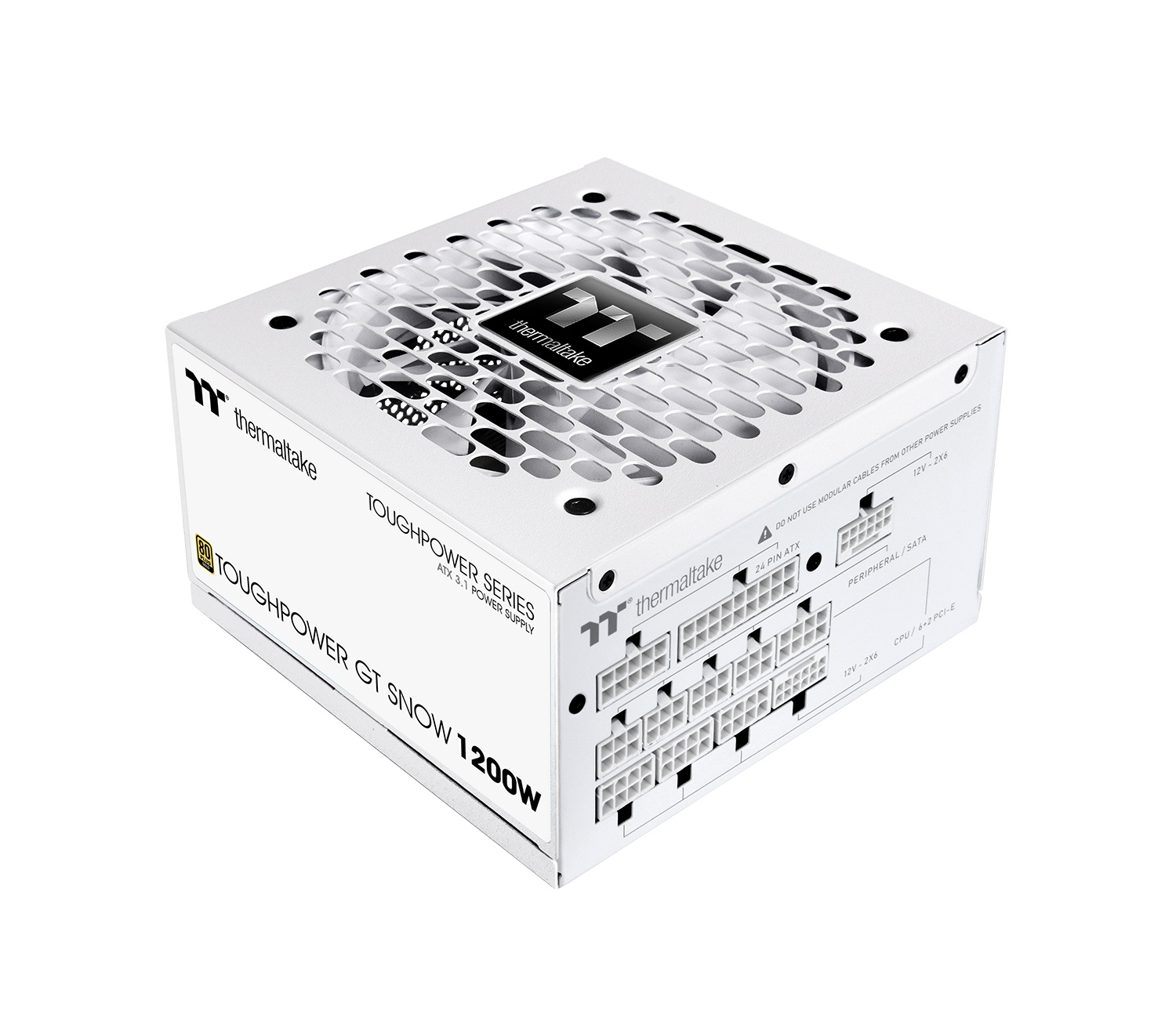 Una fuente de alimentación Thermaltake blanca con rejilla de ventilación y puertos.