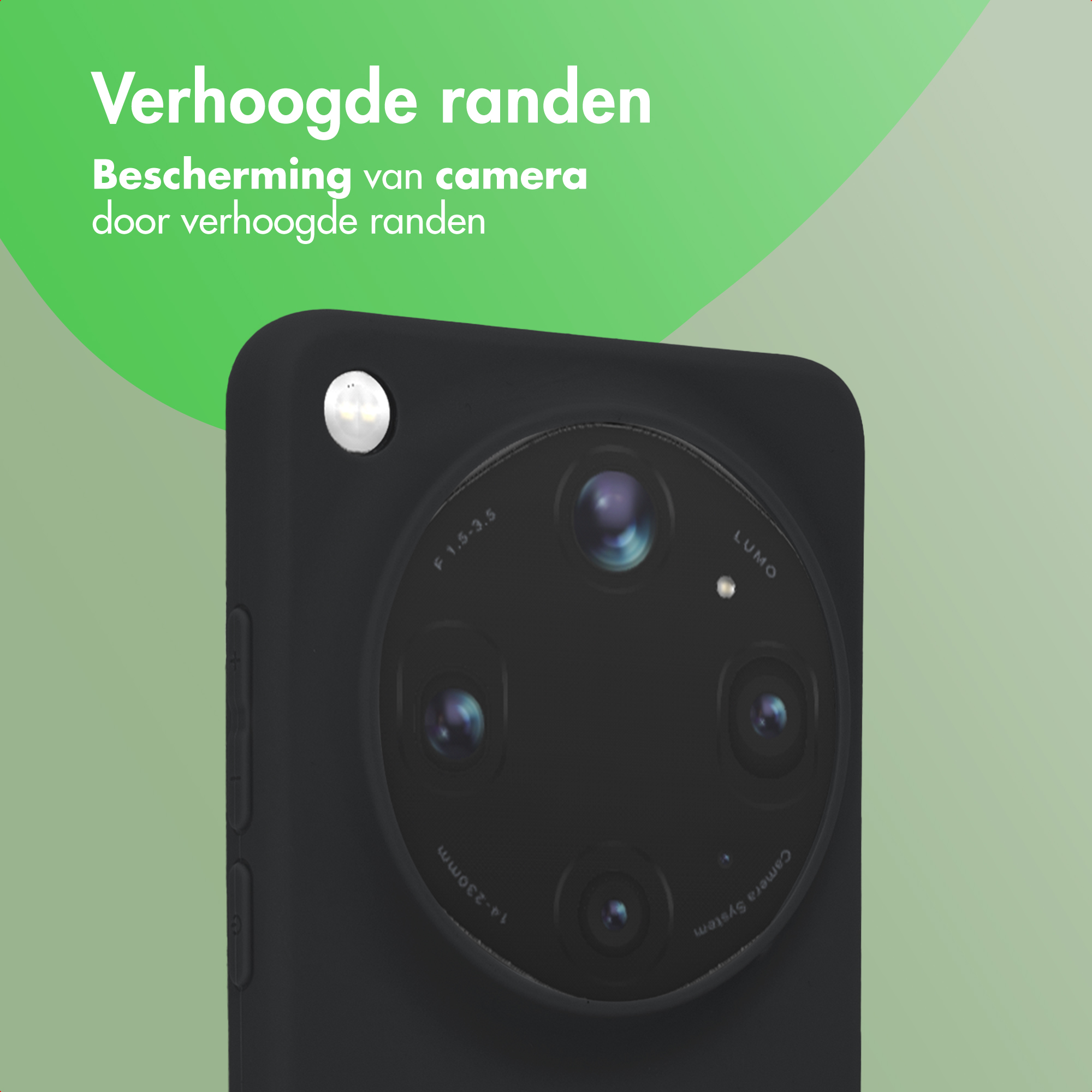 Smartphone noir avec module caméra surélevé et flash sur fond vert.