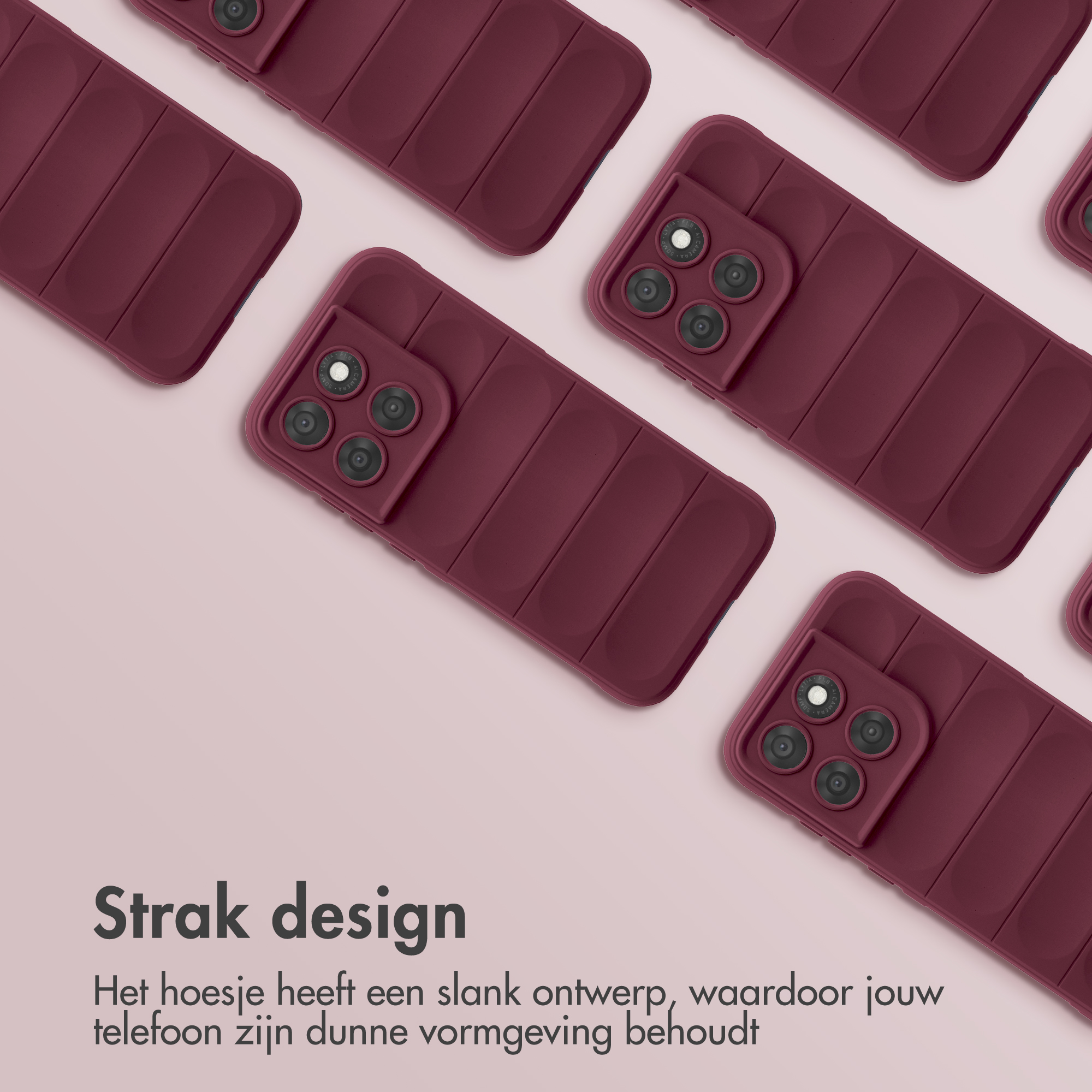 Plusieurs coques de téléphone bordeaux avec texture côtelée.