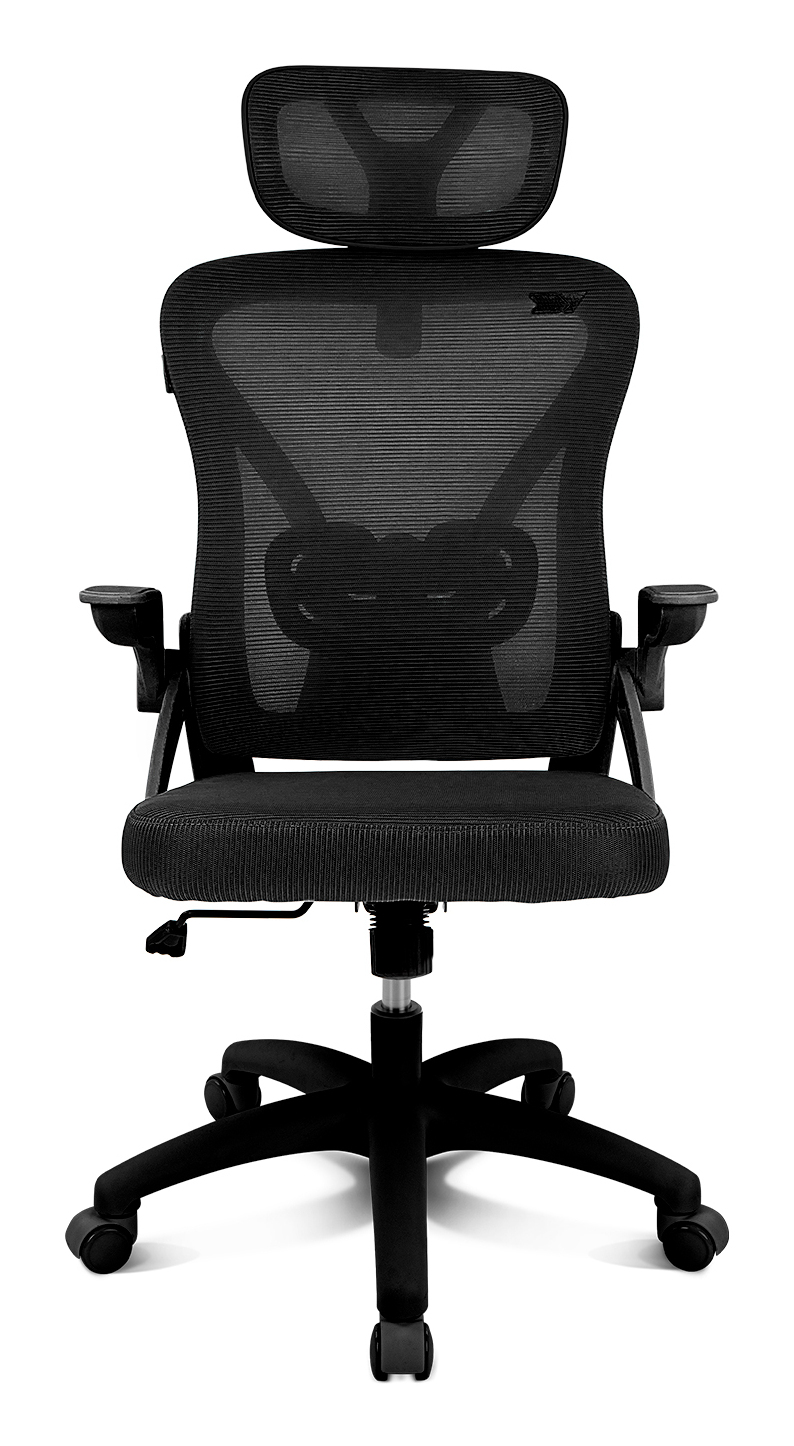 Una silla de oficina negra con respaldo de malla y reposacabezas ajustable.