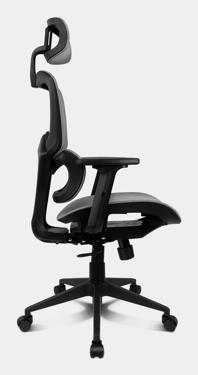 Silla de oficina ergonómica gris y negra con reposacabezas y ruedas, vista de perfil.