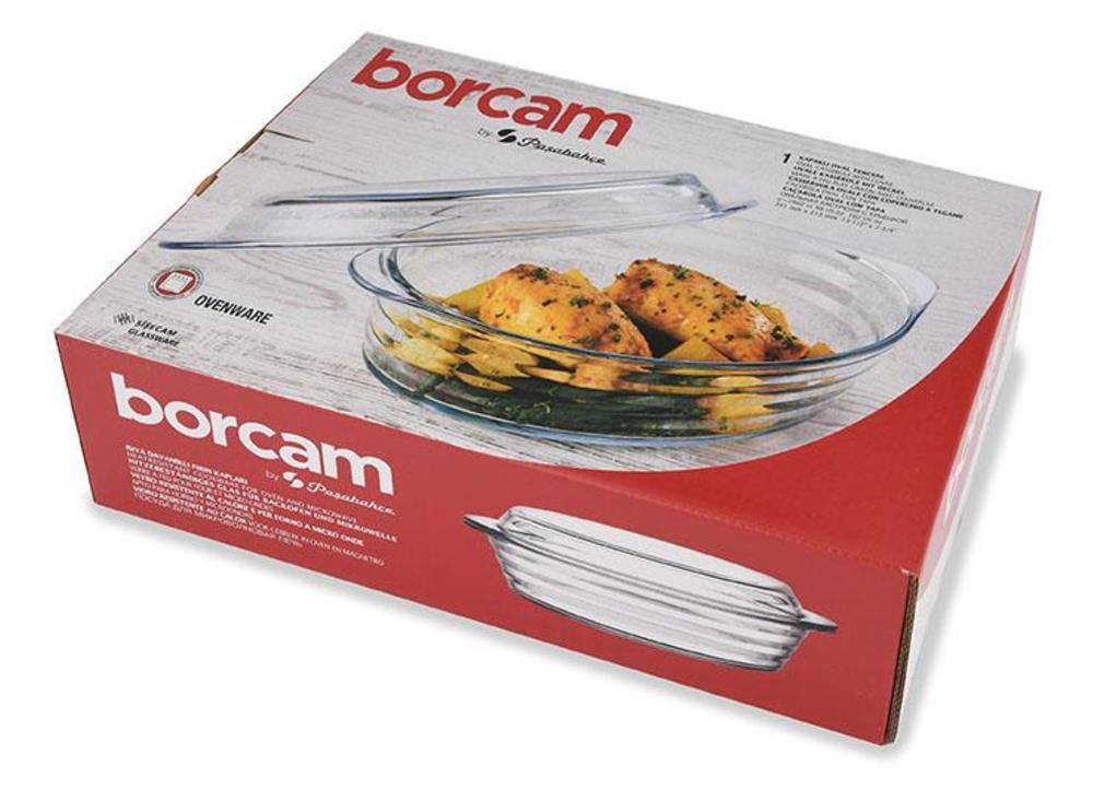 Borcam cam ürün kutusu, içinde yemek ve kapaklı fırın kabı.