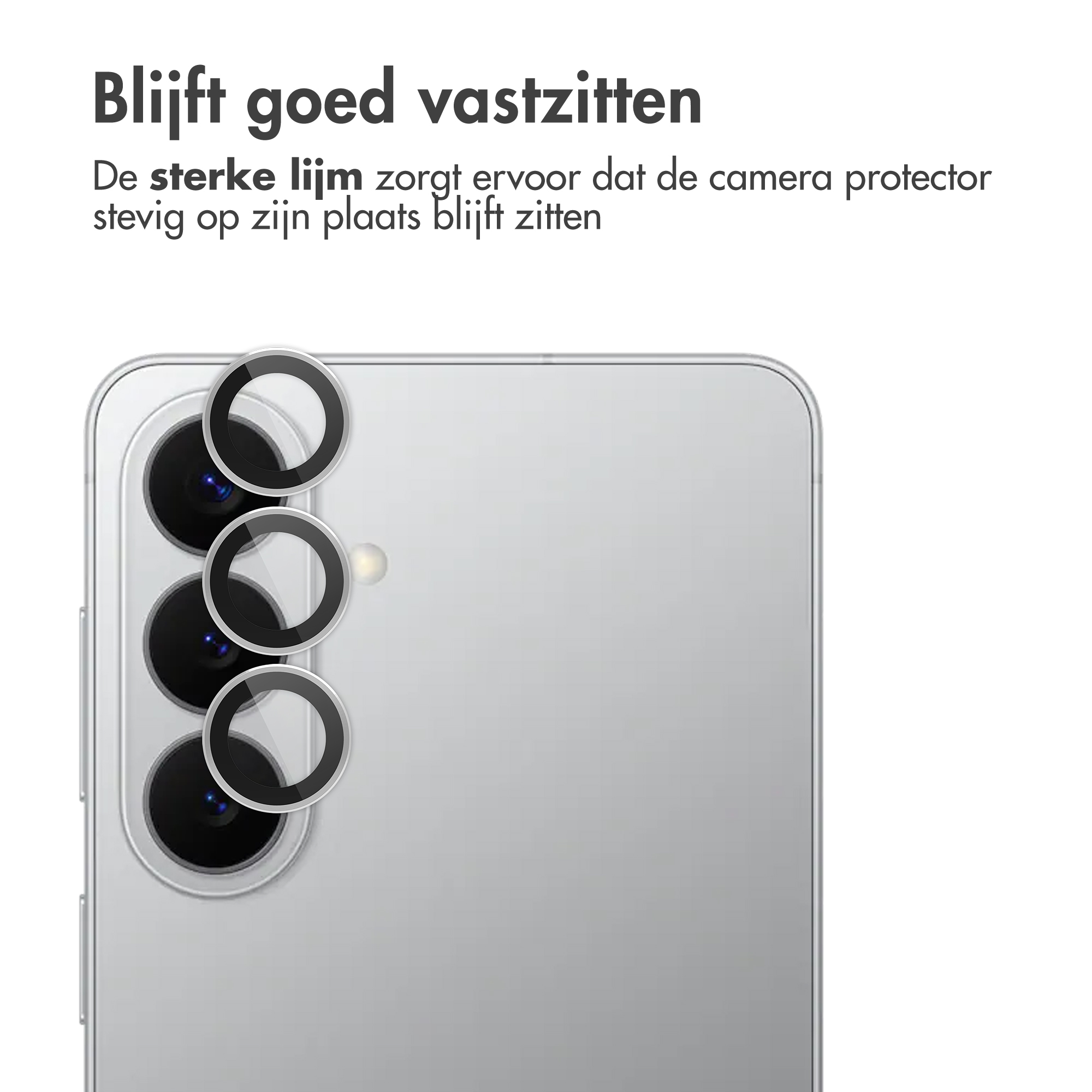 Camera protector met sterke lijm op een zilveren smartphone.