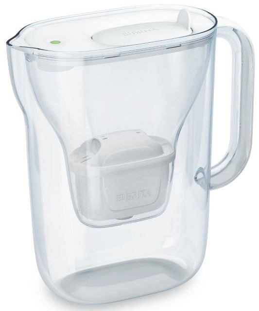 Una brocca trasparente con filtro bianco all'interno e indicatore verde sul coperchio.