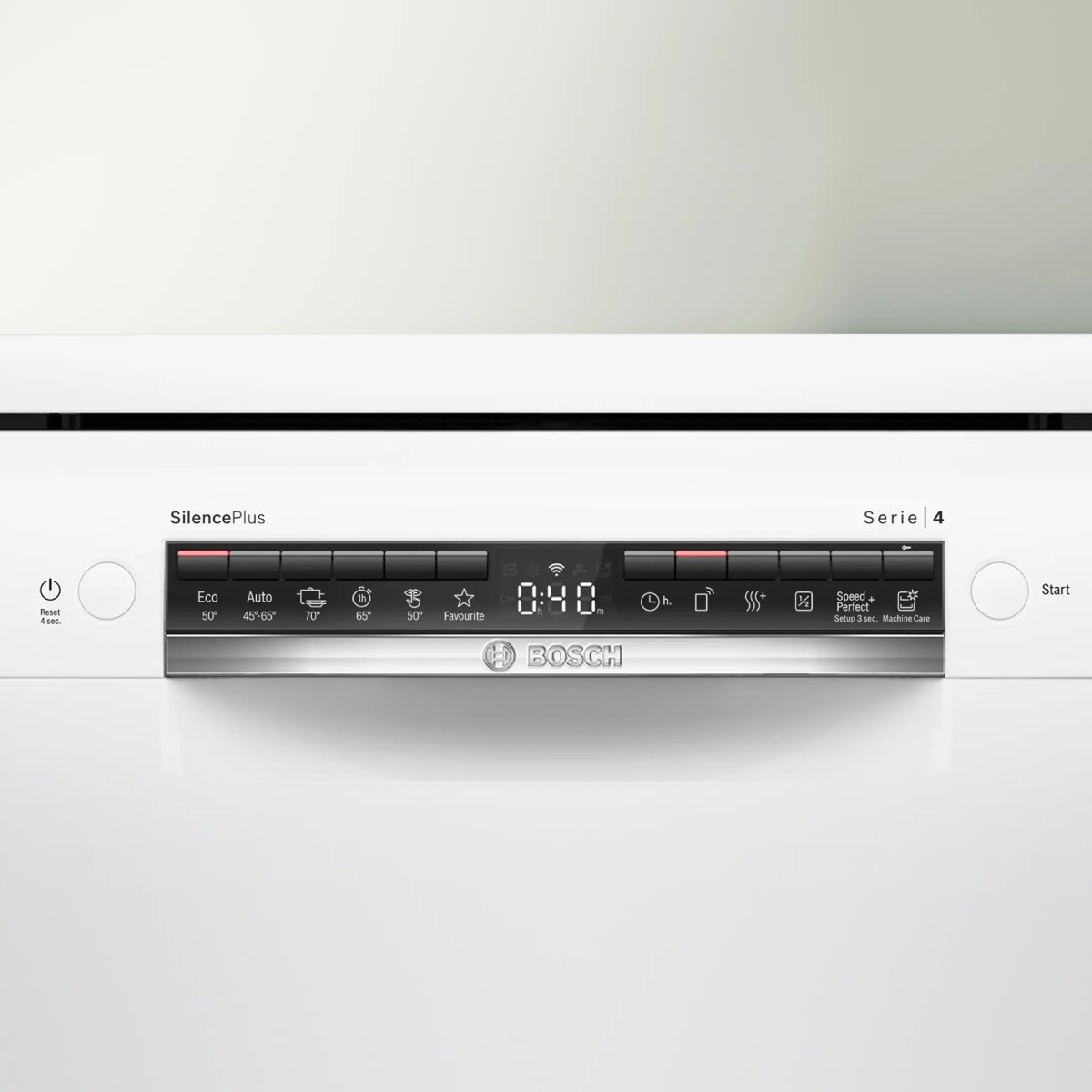 Il pannello di controllo di una lavastoviglie Bosch bianca con programmi e timer.