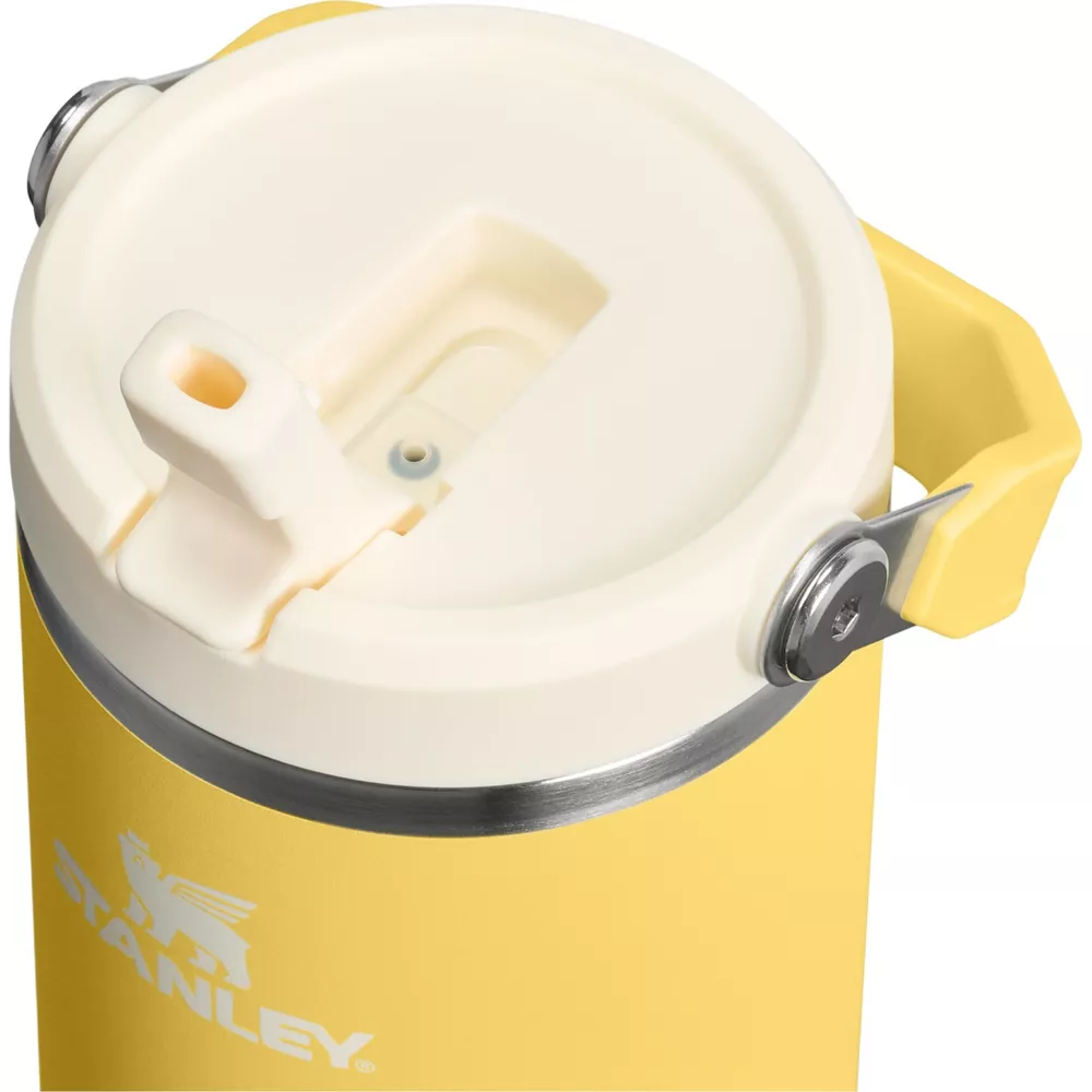 Sarı kap, beyaz kapaklı ve kulplu. Stanley logosu görünür.