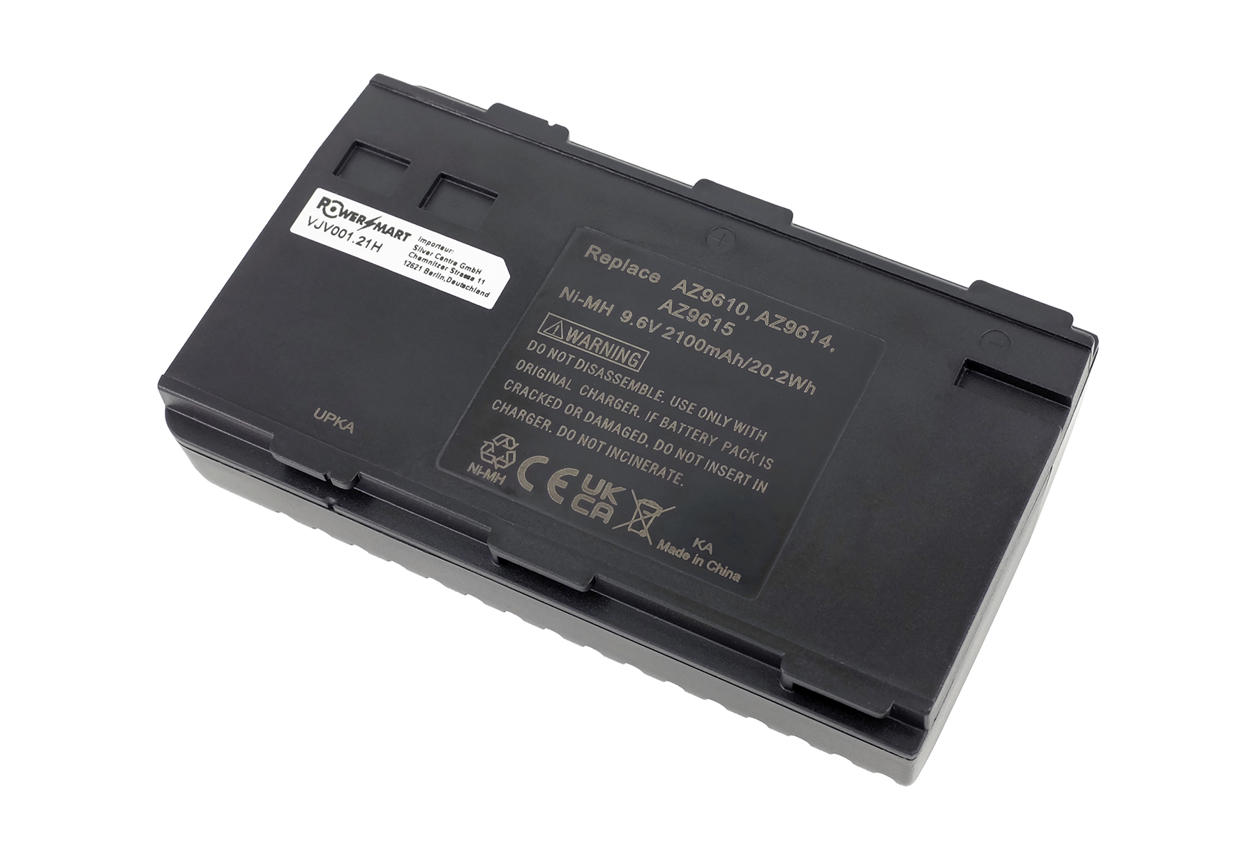 Schwarzer Ni-MH Akku 9.6V 2100mAh mit Warnhinweisen und CE/UKCA-Siegel.