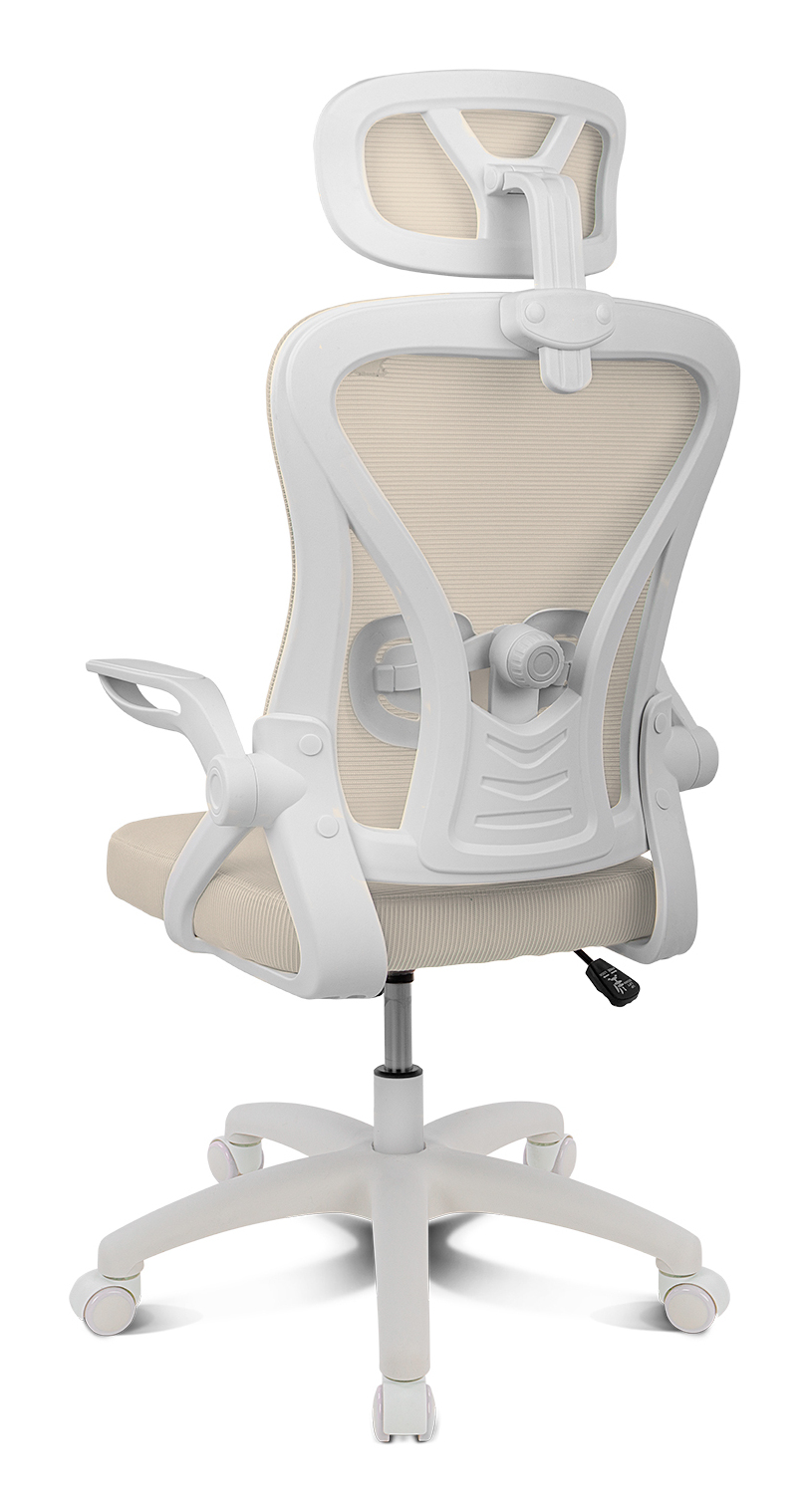 Silla de oficina blanca con respaldo de malla y reposacabezas ajustable, vista trasera.