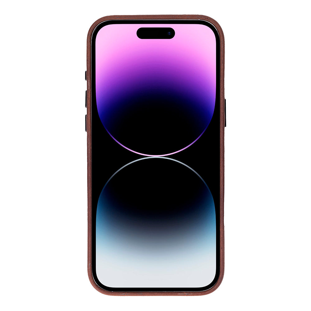 Mor ve mavi duvar kağıtlı kahverengi bir iPhone.