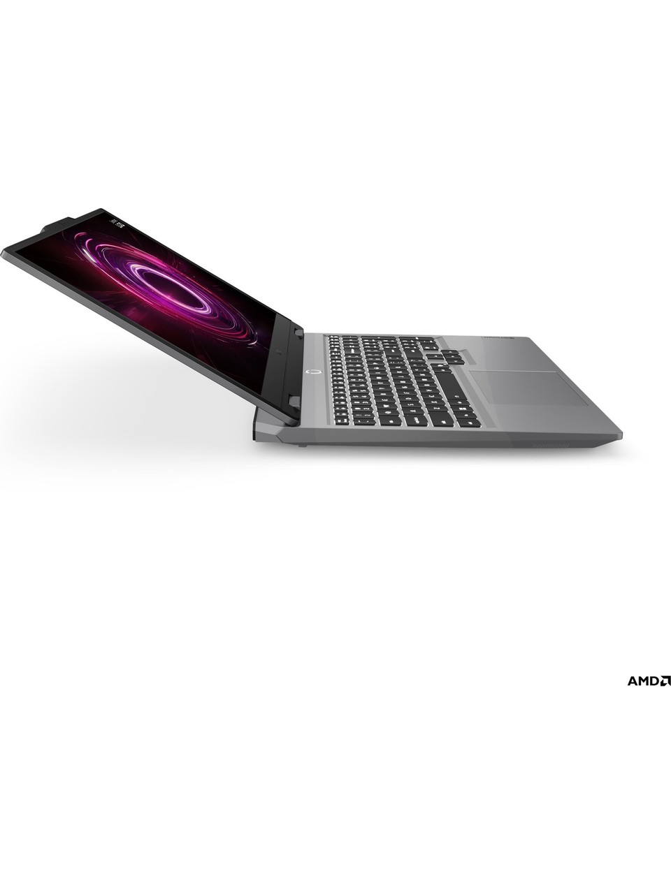 Gümüş rengi açık dizüstü bilgisayar, klavye ve mor dairesel grafikli ekran. AMD logosu.