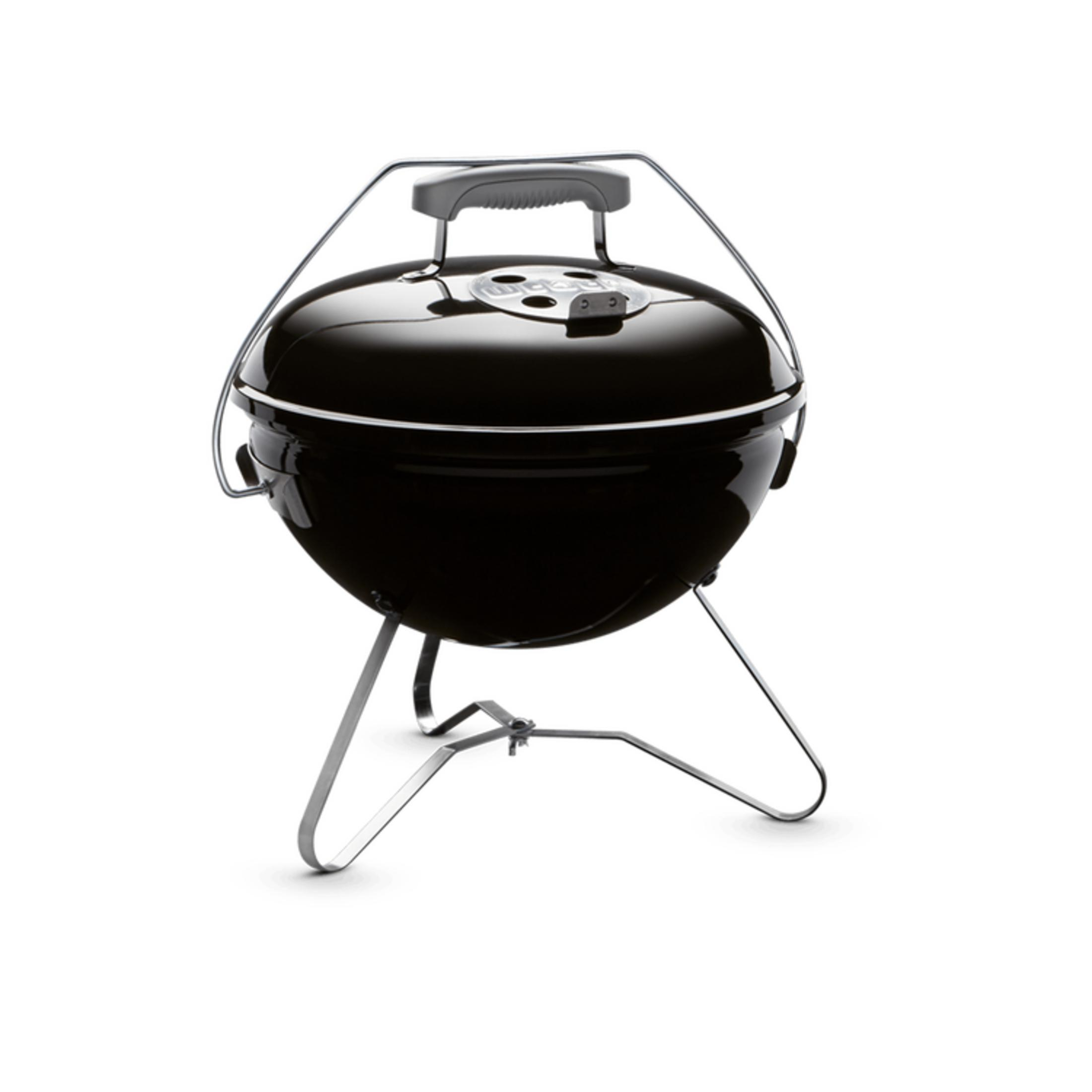 Czarny grill węglowy ze srebrnym stelażem i uchwytem.