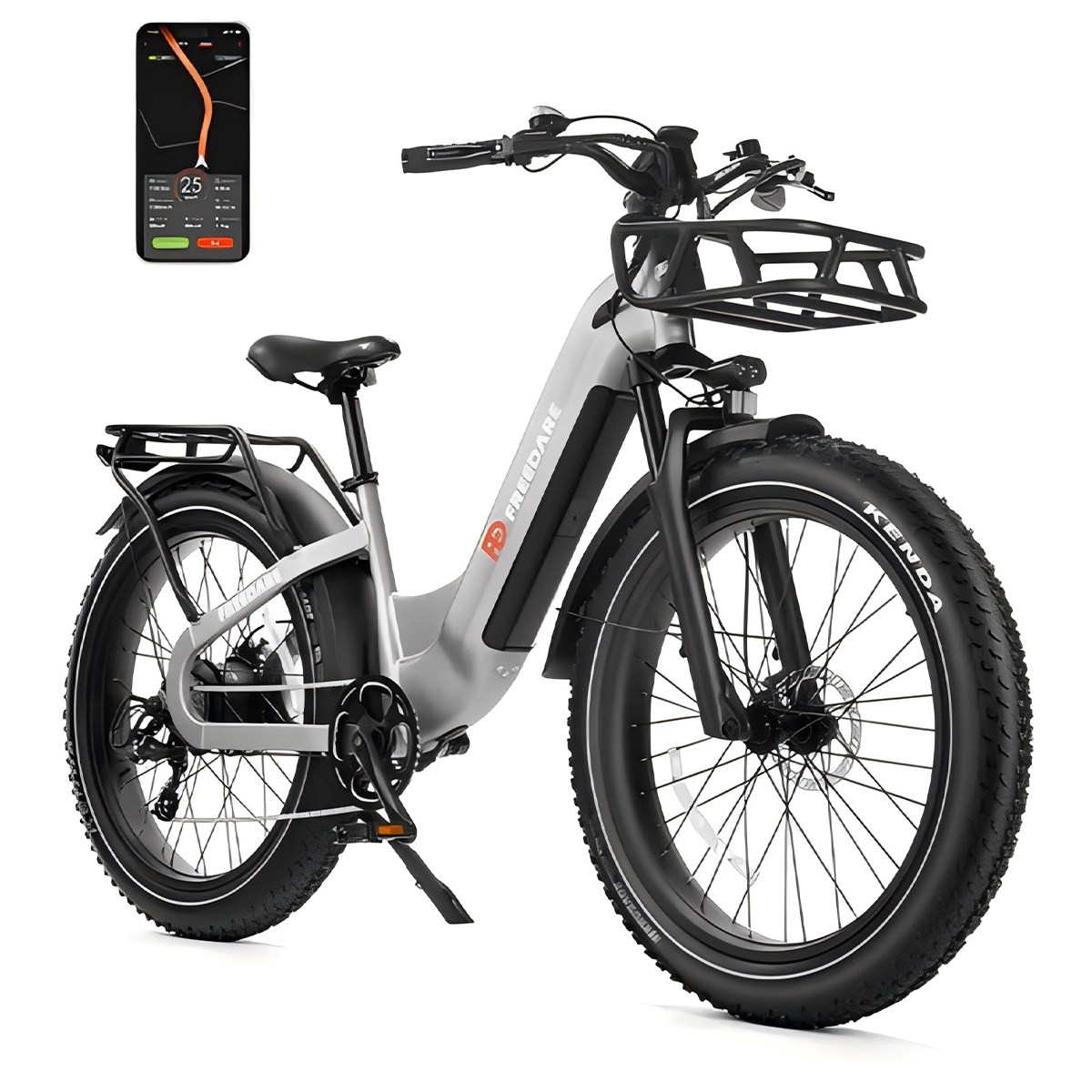Szary rower elektryczny z grubymi oponami, bagażnikami i przednim koszem. Widoczny smartfon z aplikacją nawigacji.
