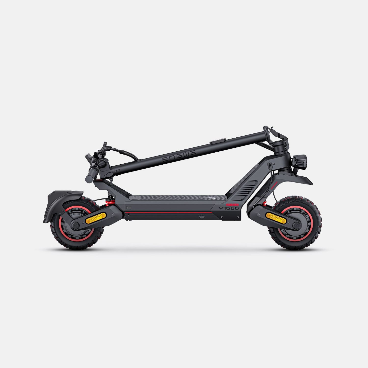 Scooter eléctrico negro con detalles rojos, plegado, vista lateral.