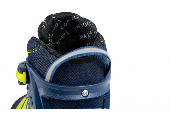 Nahaufnahme einer blauen Rollschuhmanschette mit COOLMAX-Stoff-Innenfutter.
