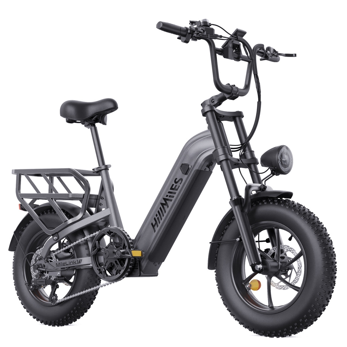 Ein graues E-Fatbike mit Gepäckträger und Scheinwerfer, auf weißem Hintergrund.